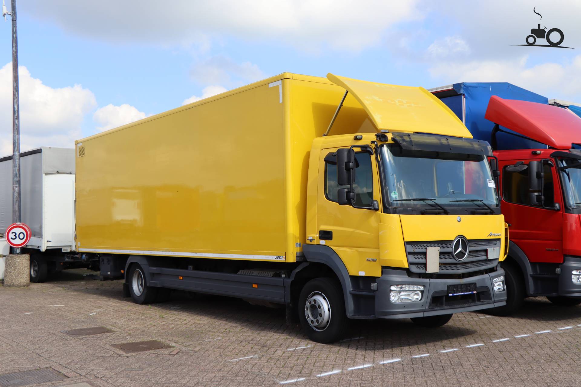 Foto Mercedes Benz Atego Mp4 1474254 Truckfan