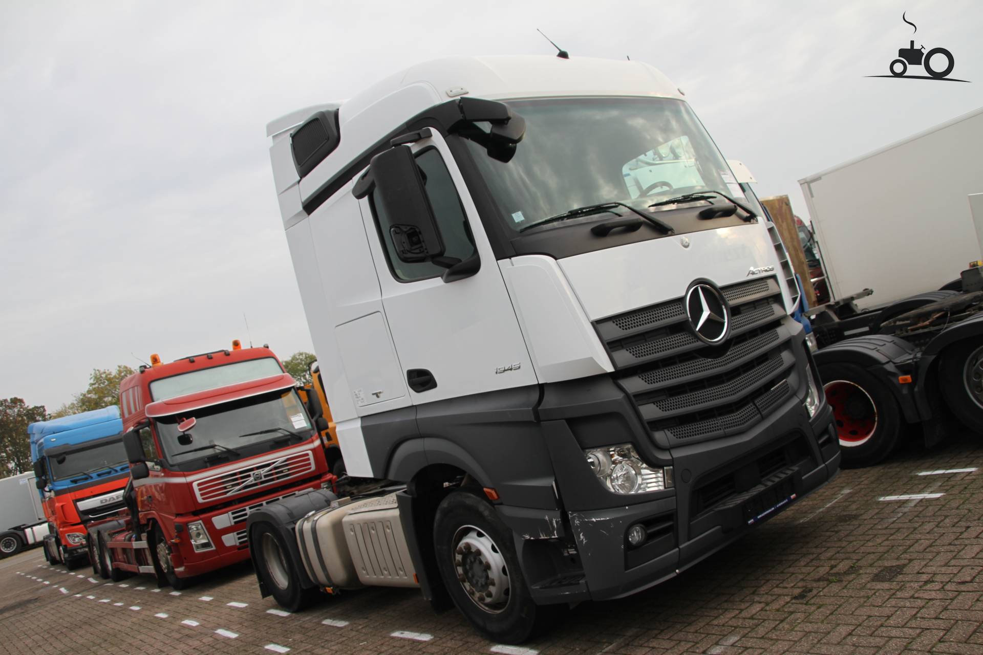 Foto Mercedes-Benz Actros MP4 #1494760 - TruckFan