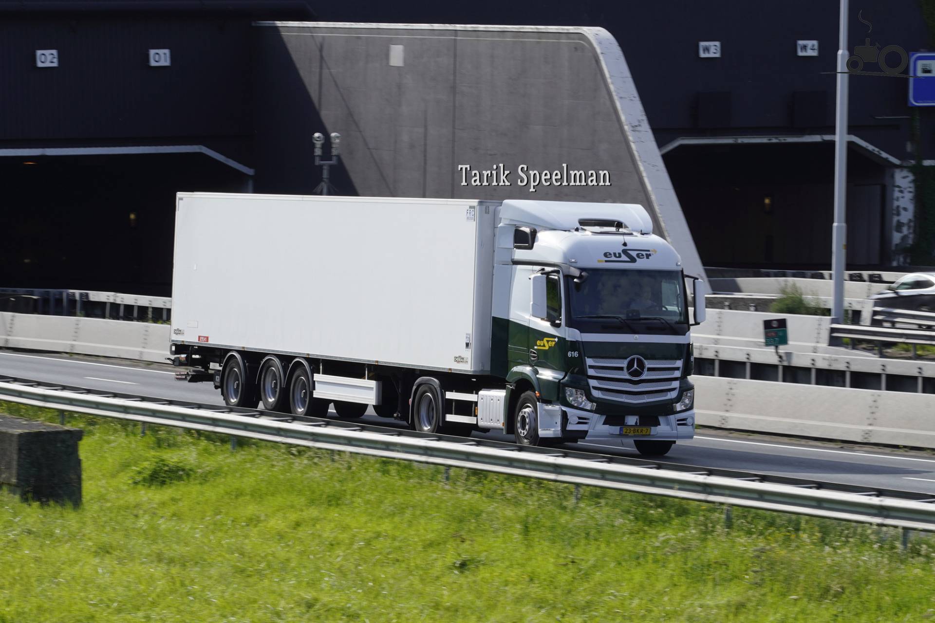 Mercedes-Benz Actros MP4