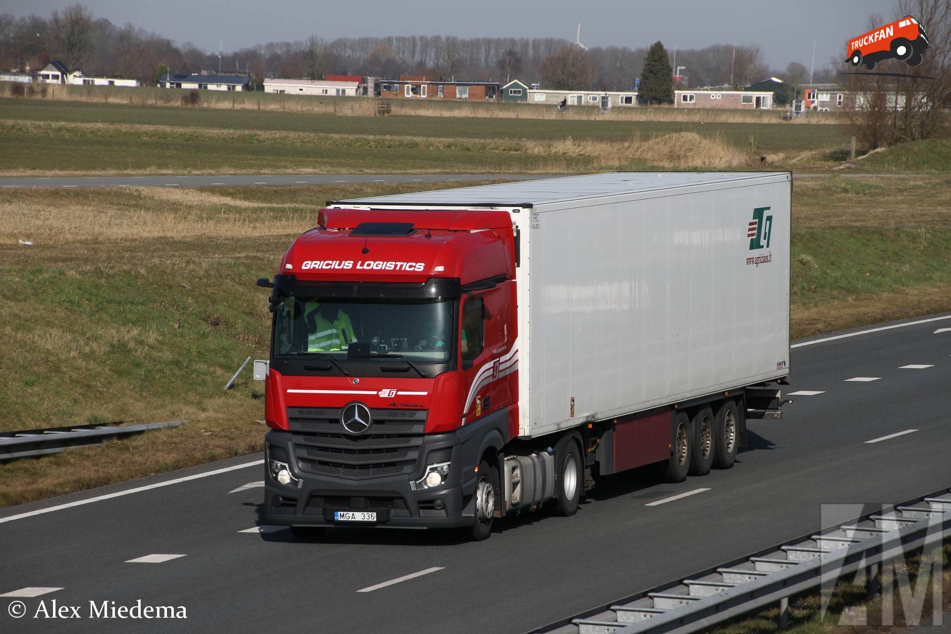 Mercedes-Benz Actros L