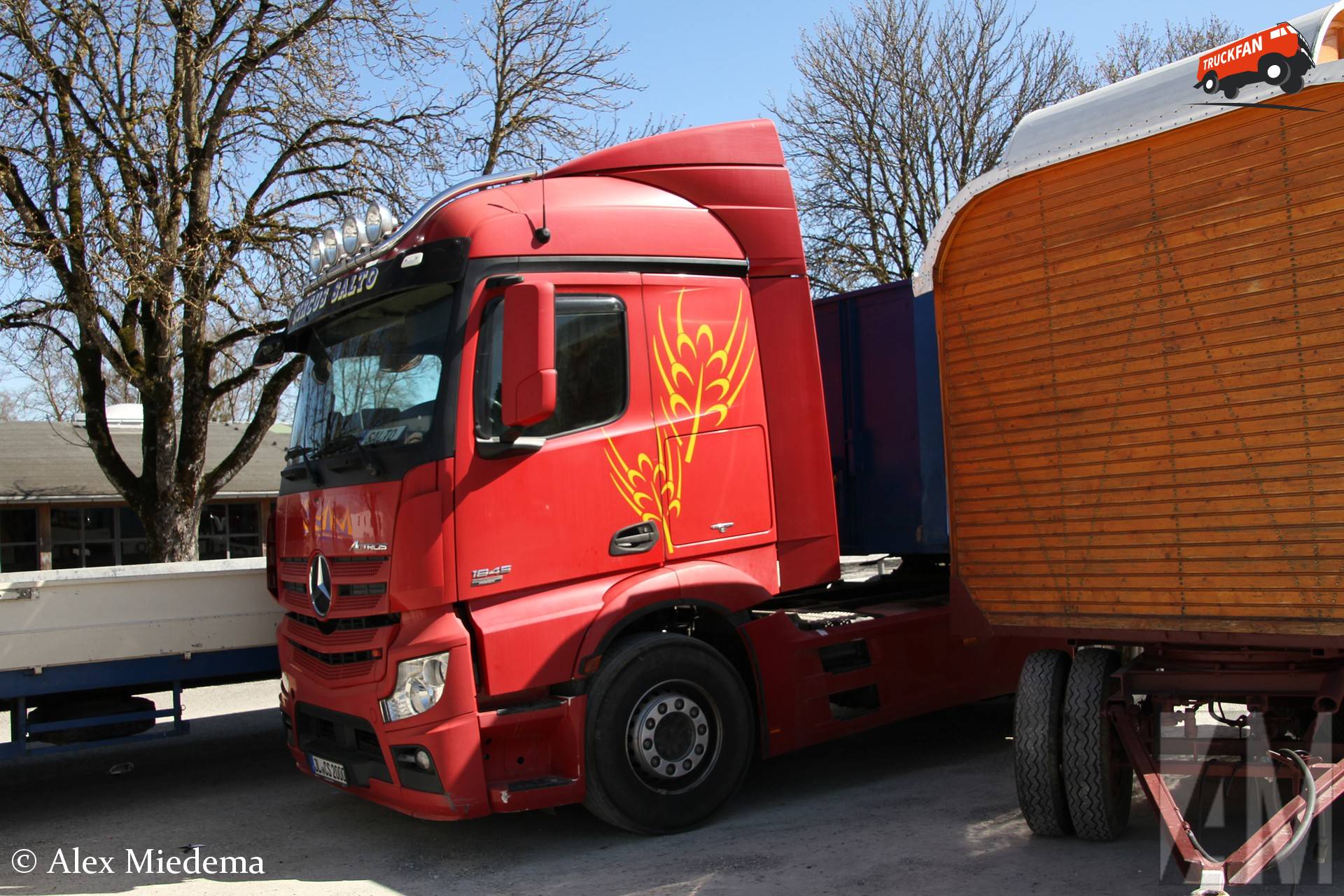 Mercedes-Benz Actros MP4