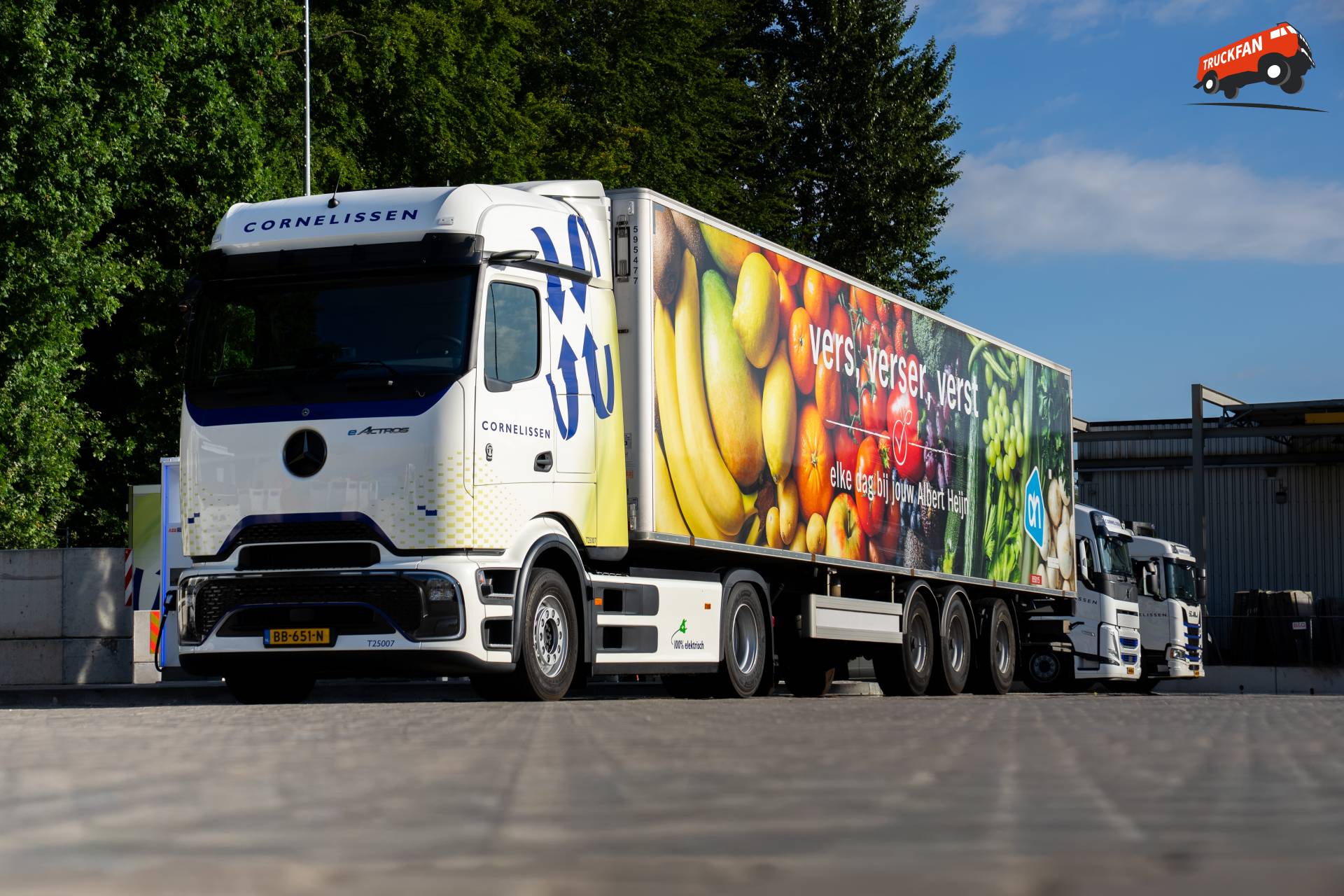 Mercedes-Benz eActros