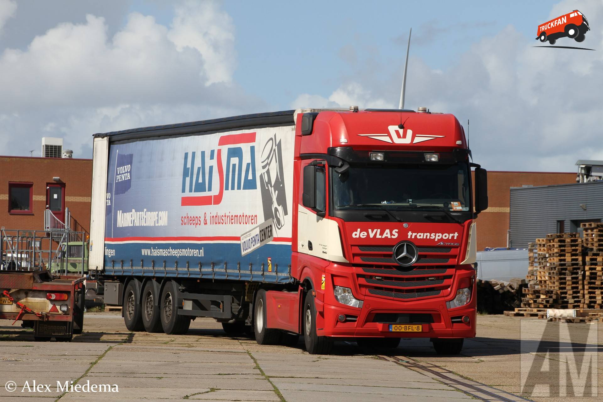 Mercedes-Benz Actros MP4