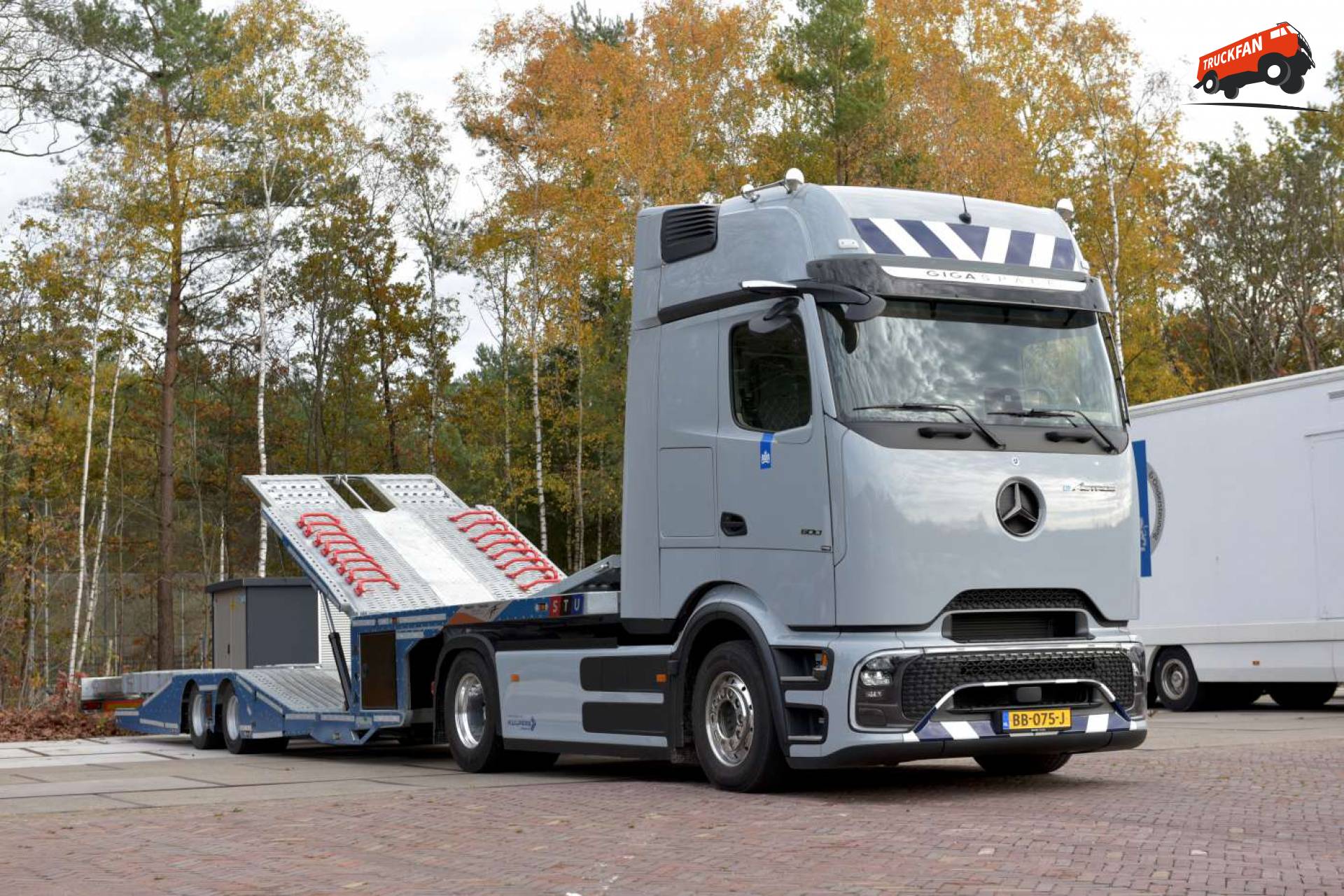 Mercedes-Benz eActros