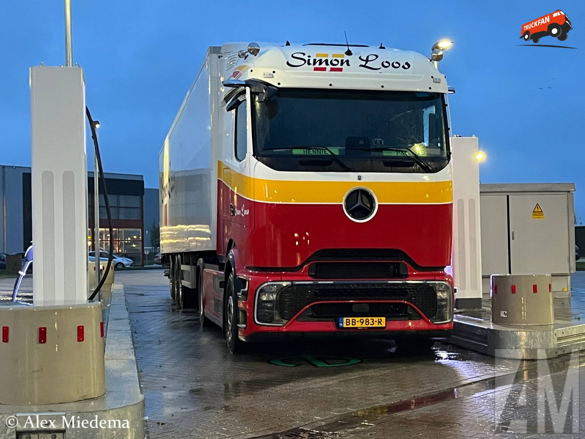 Mercedes-Benz eActros