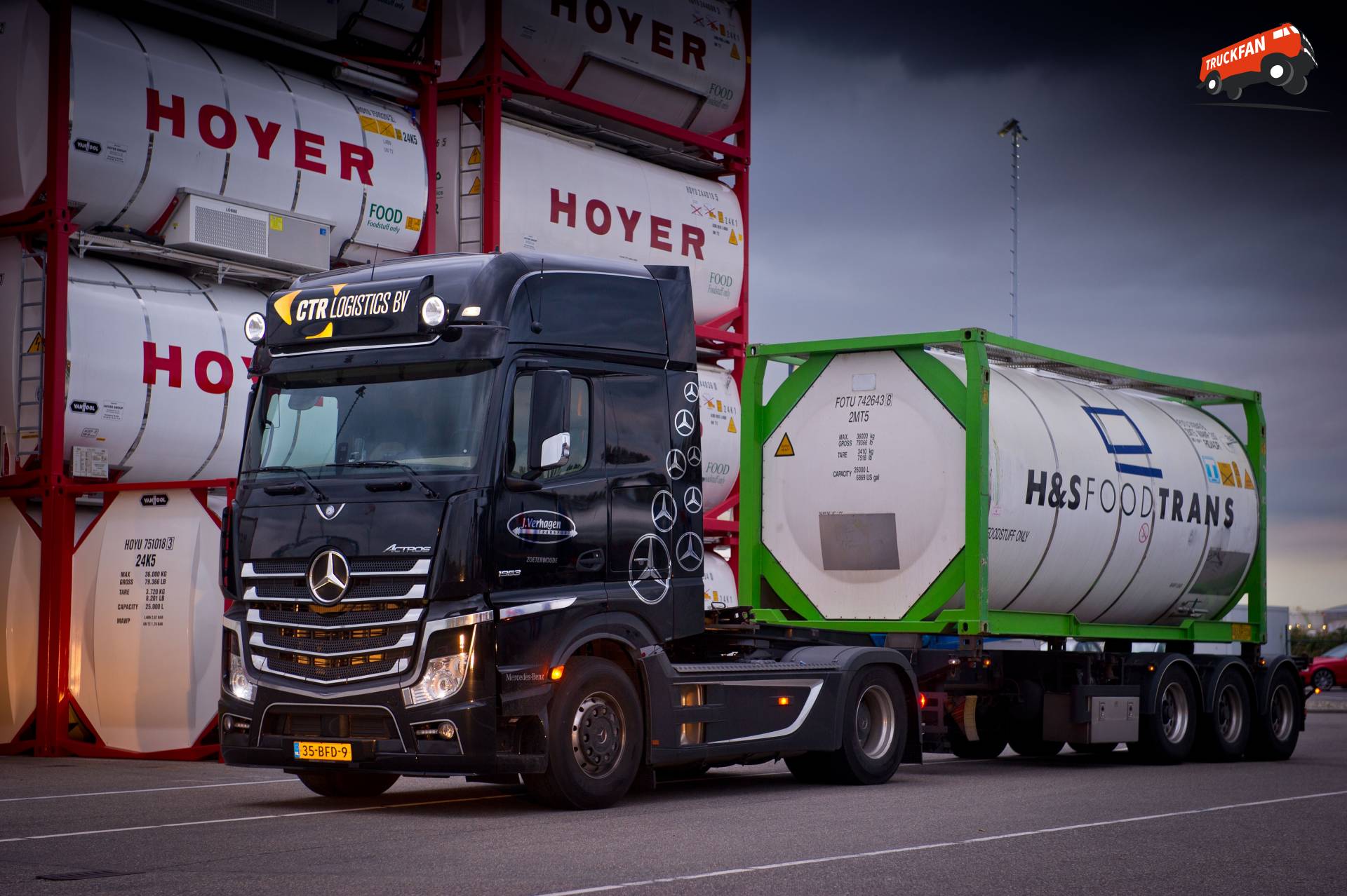 Грузовики Мерседес Actros 1863 LS 4