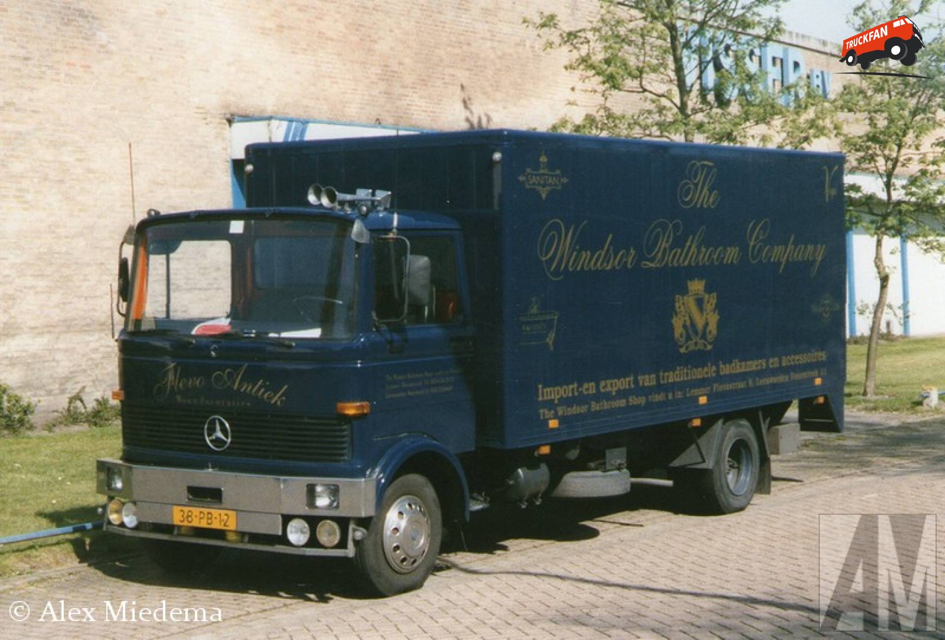 Mercedes-Benz LP