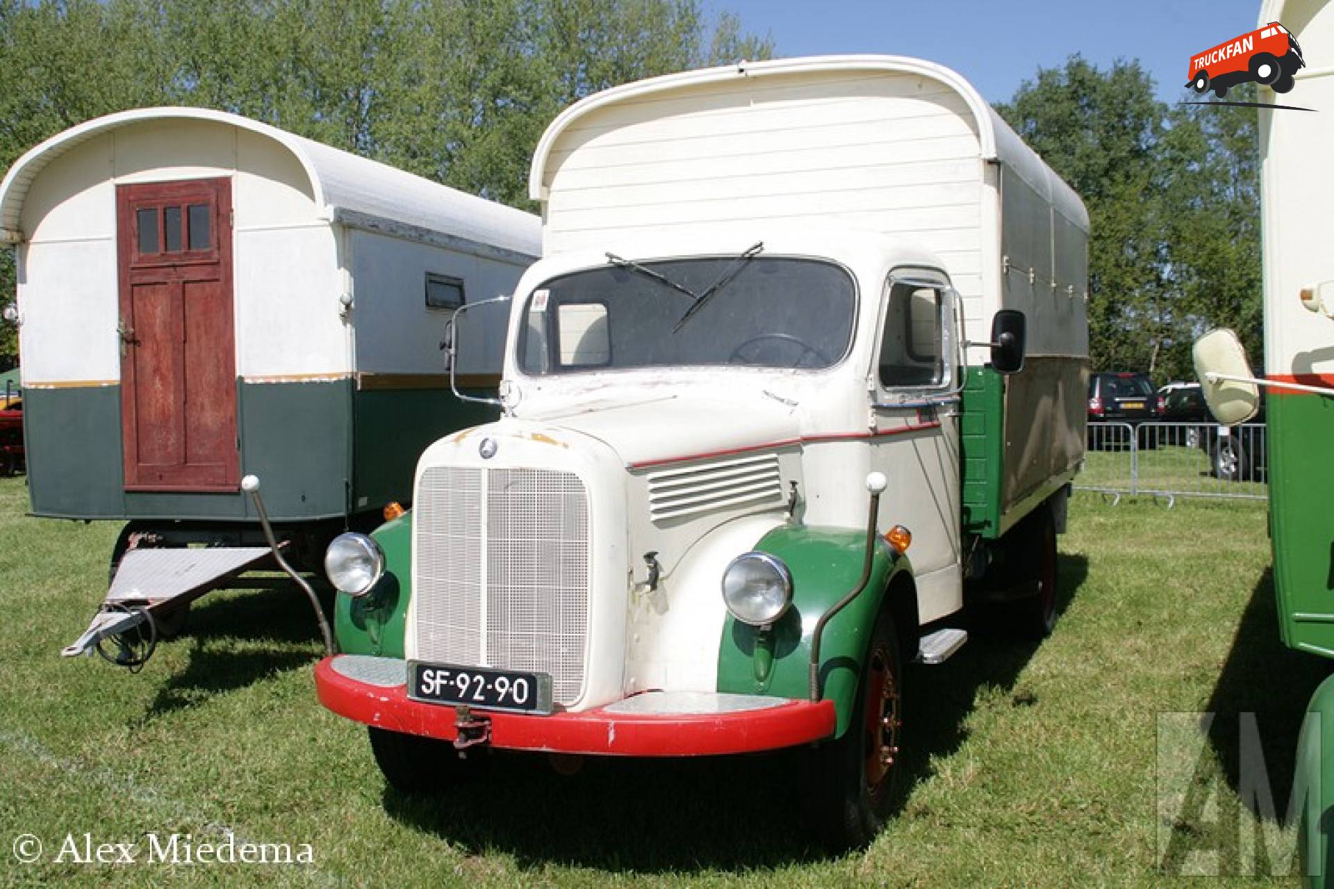 Mercedes-Benz L312