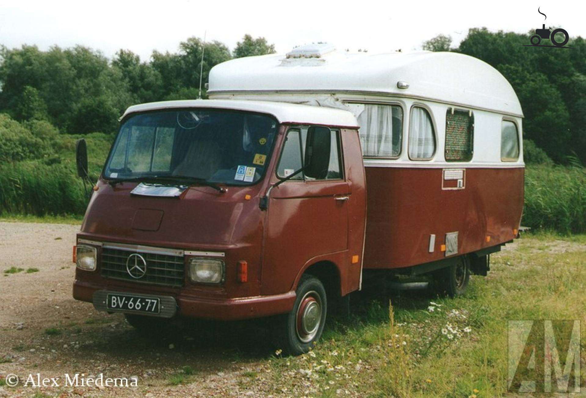Mercedes-Benz L207