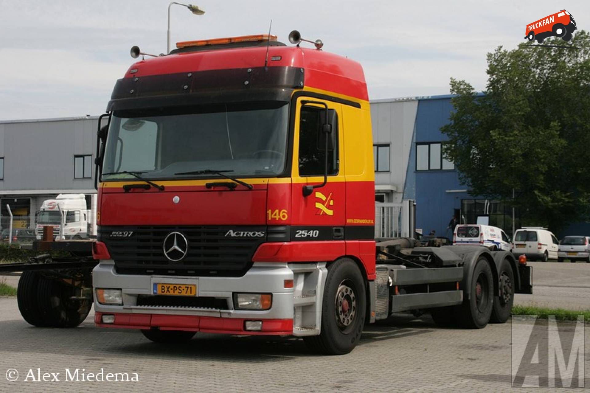 Foto Mercedes-Benz Actros MP1 van Internat. Transp. Gebr. Van der Lee B ...