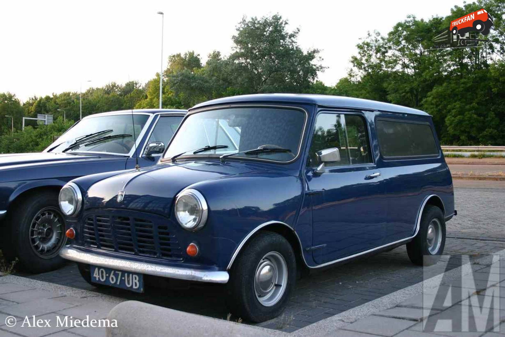 Mini 1000 Van