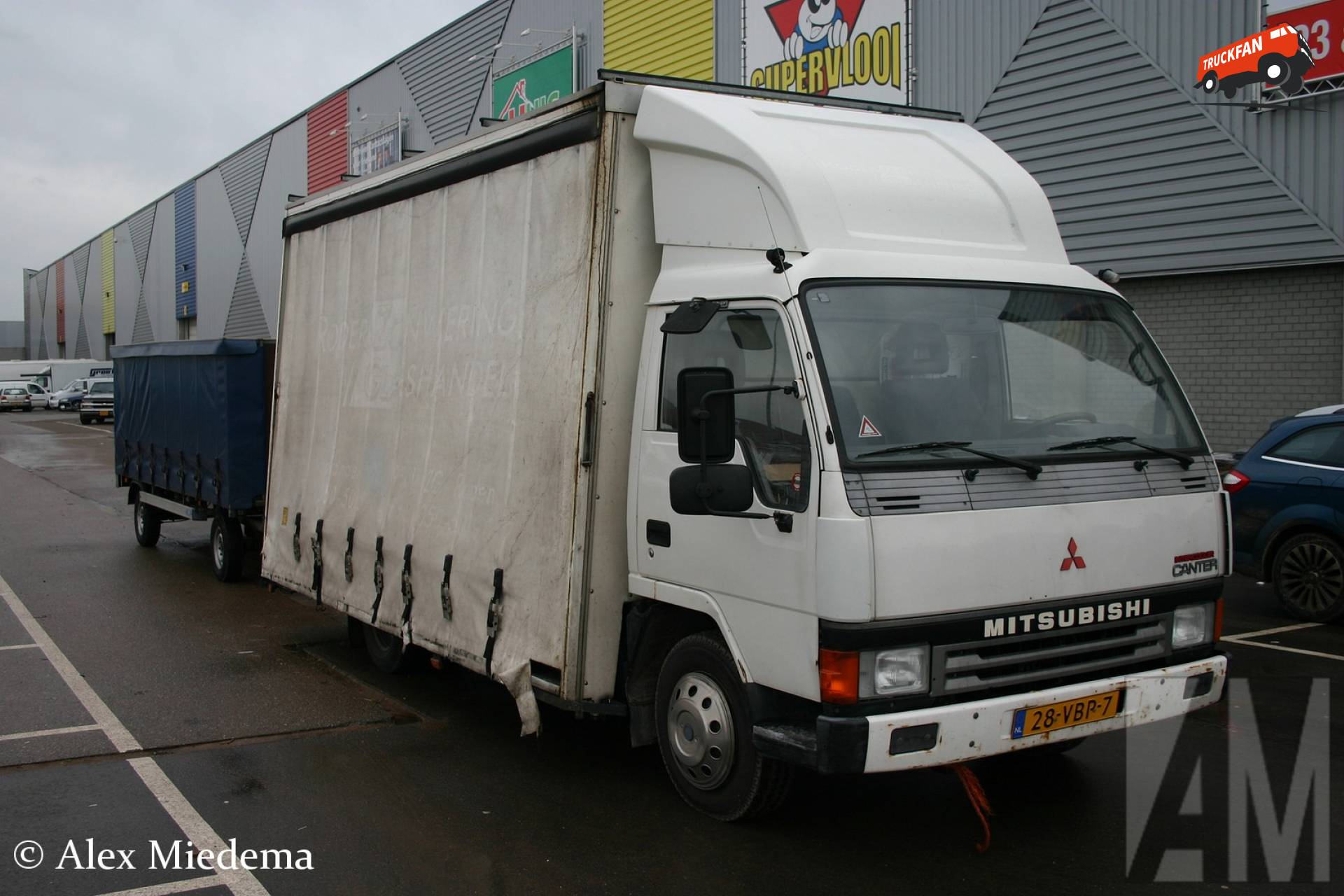 Mitsubishi Canter