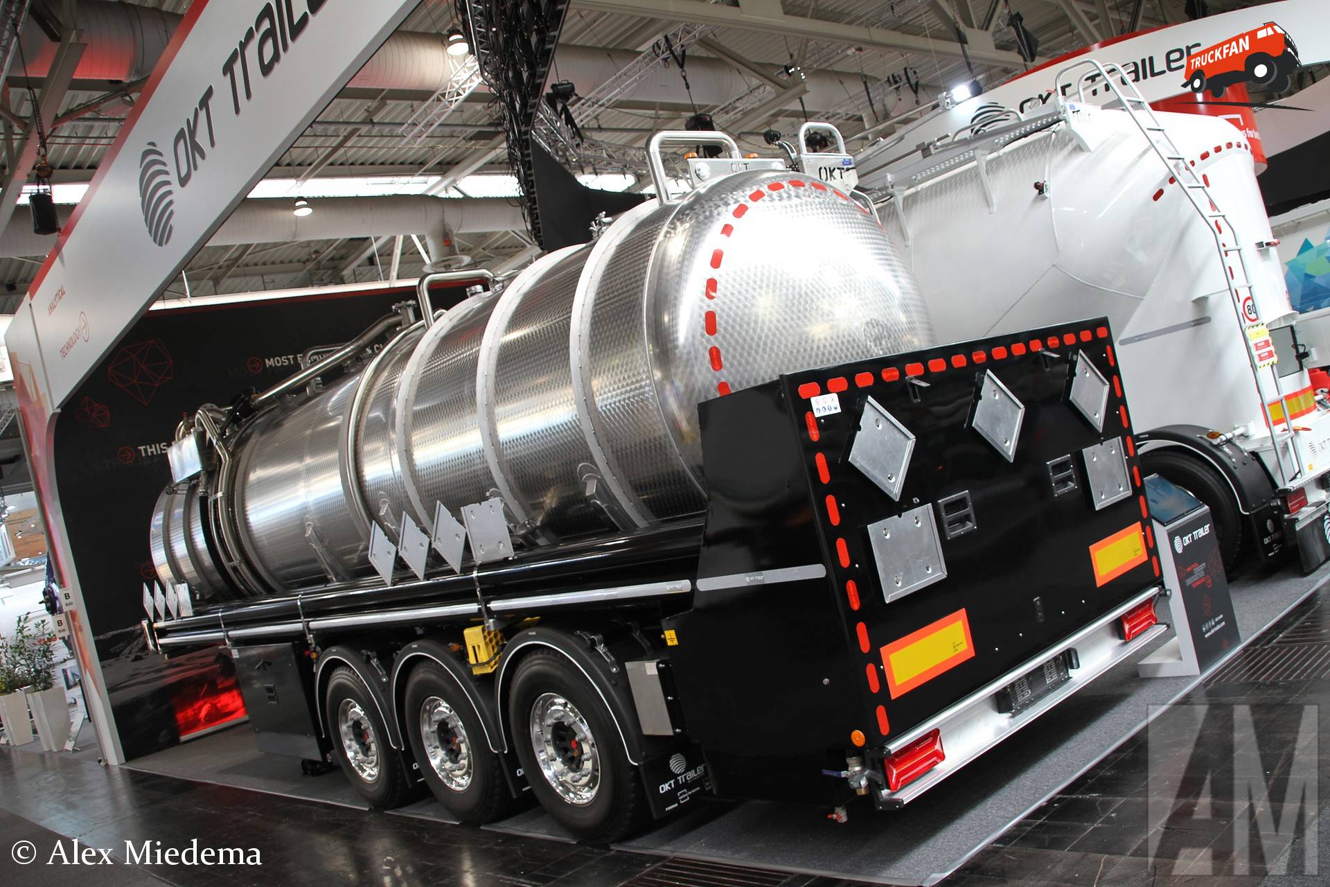 Foto OKT Trailer #1533615 - TruckFan