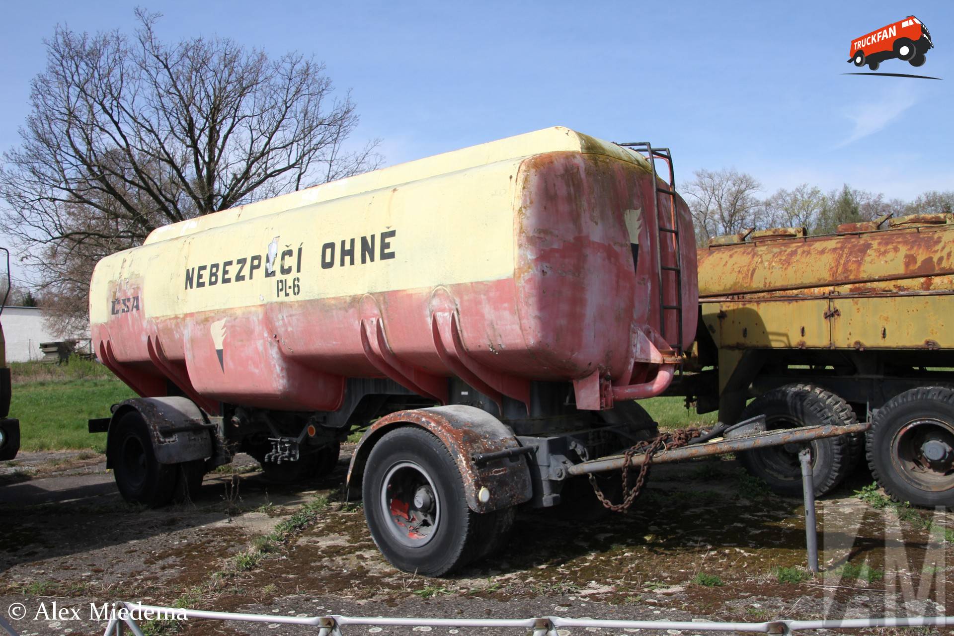Onbekend aanhangwagen