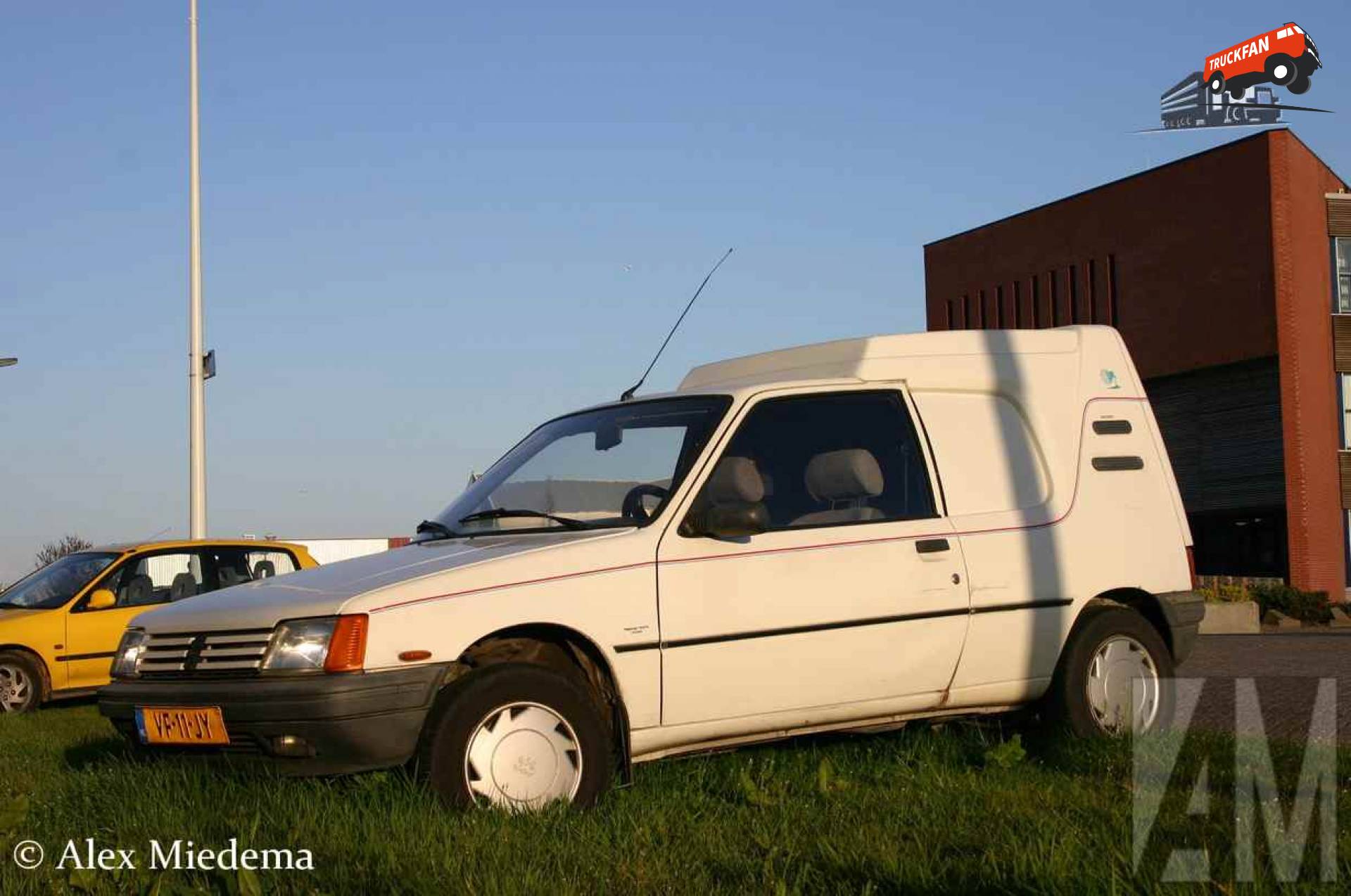 Peugeot 205