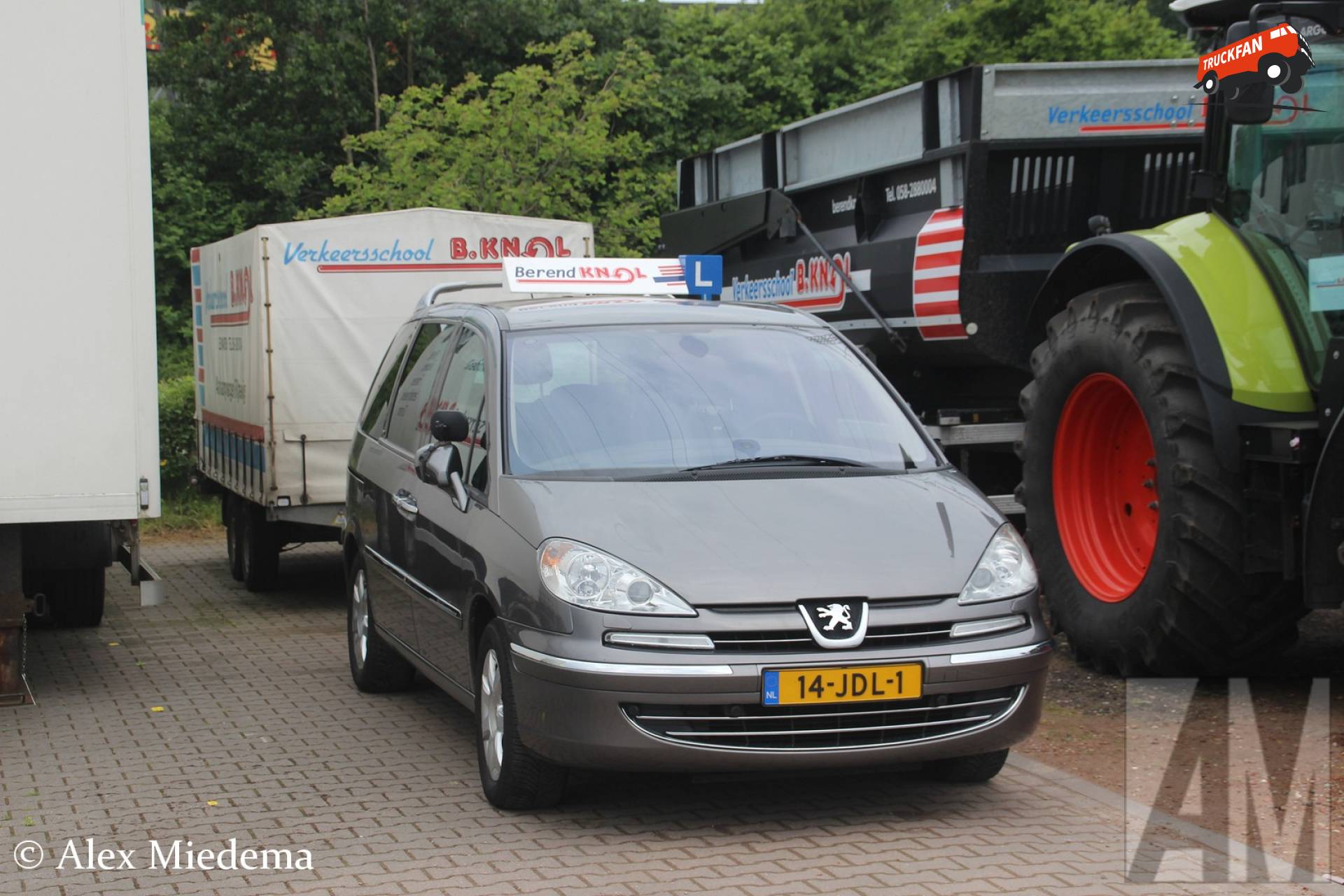 Peugeot 807