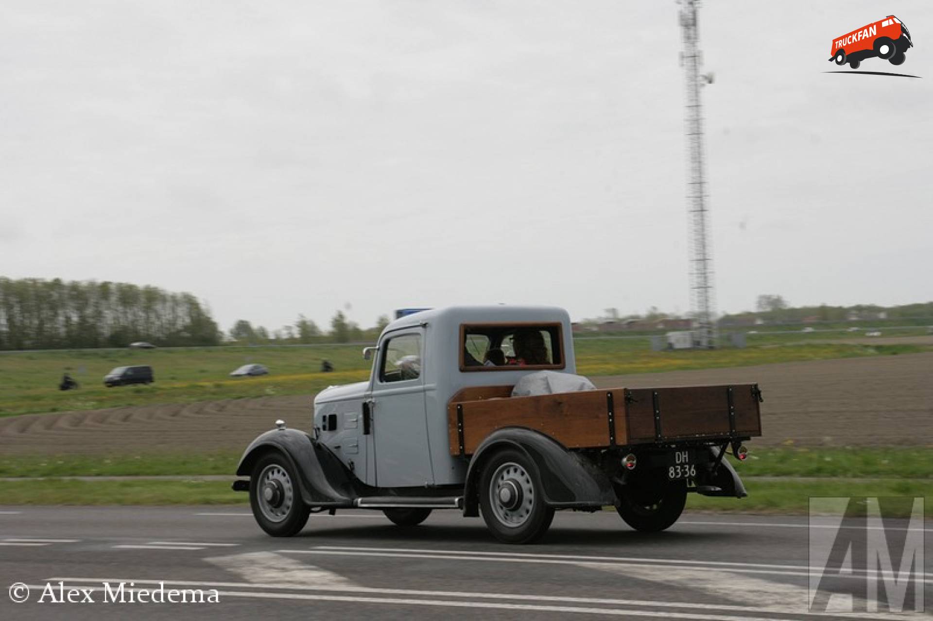Peugeot 301