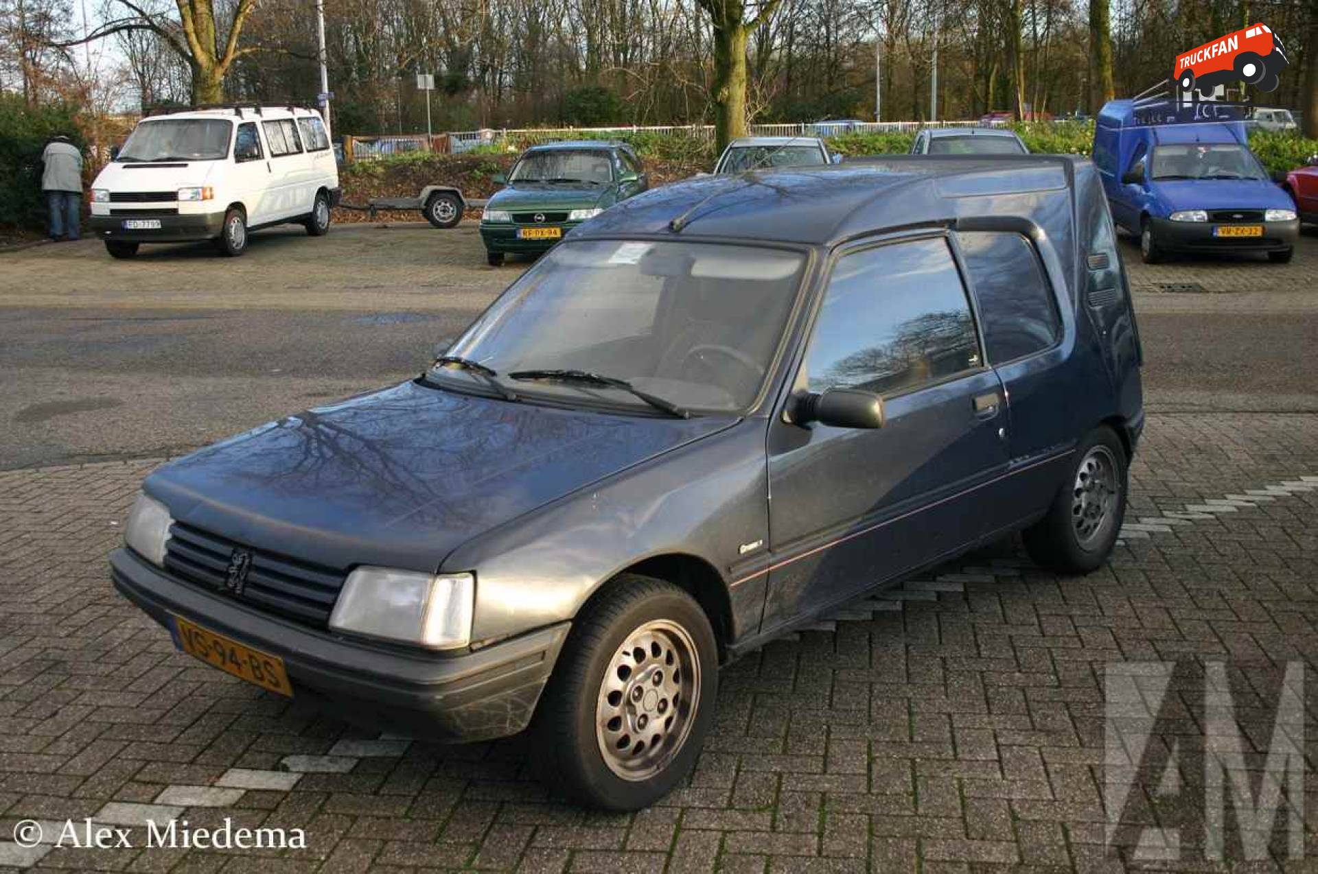 Peugeot 205