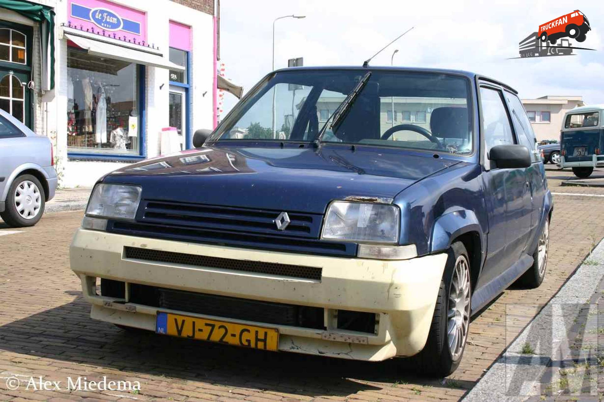 Renault 5