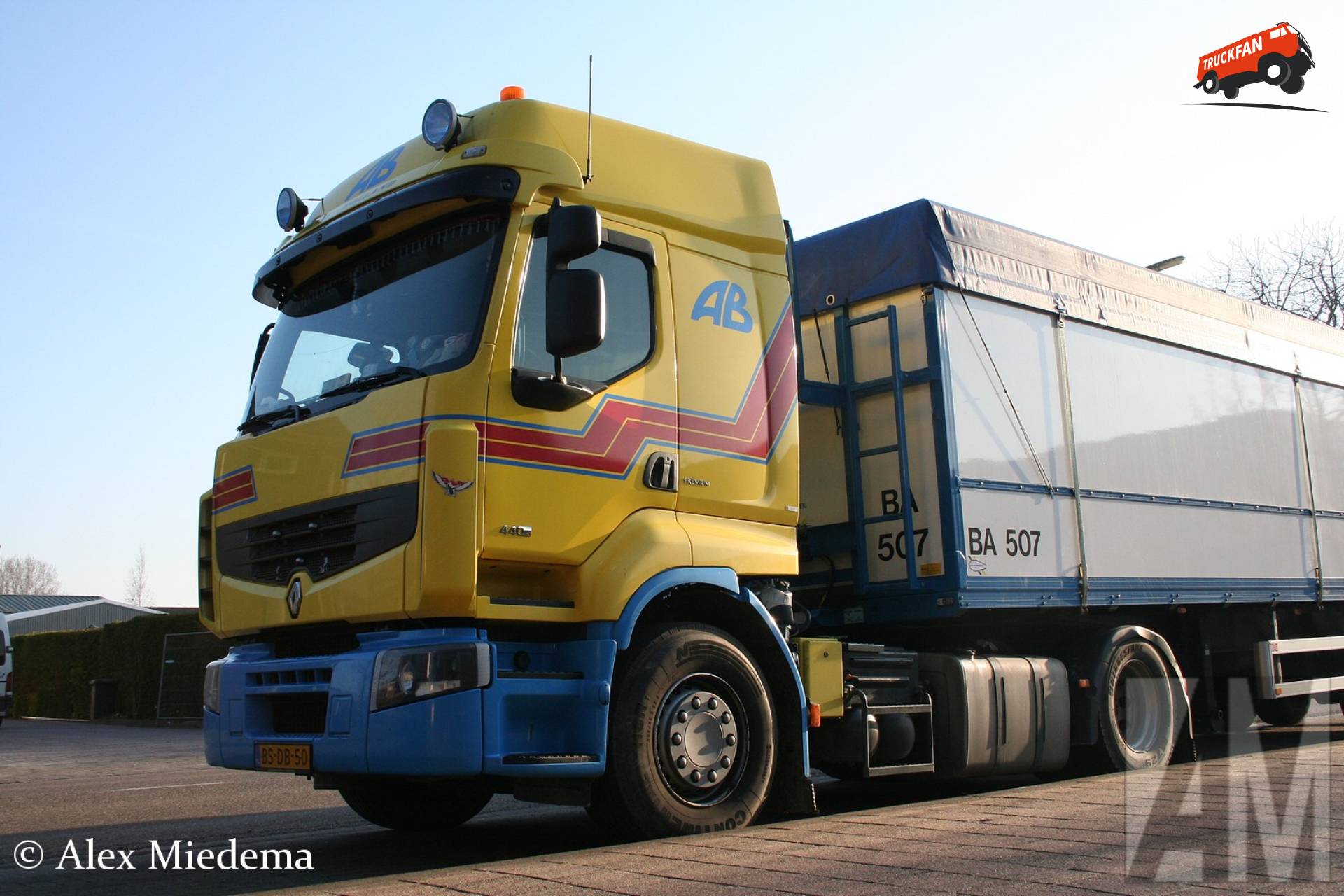 Renault Premium 2nd gen