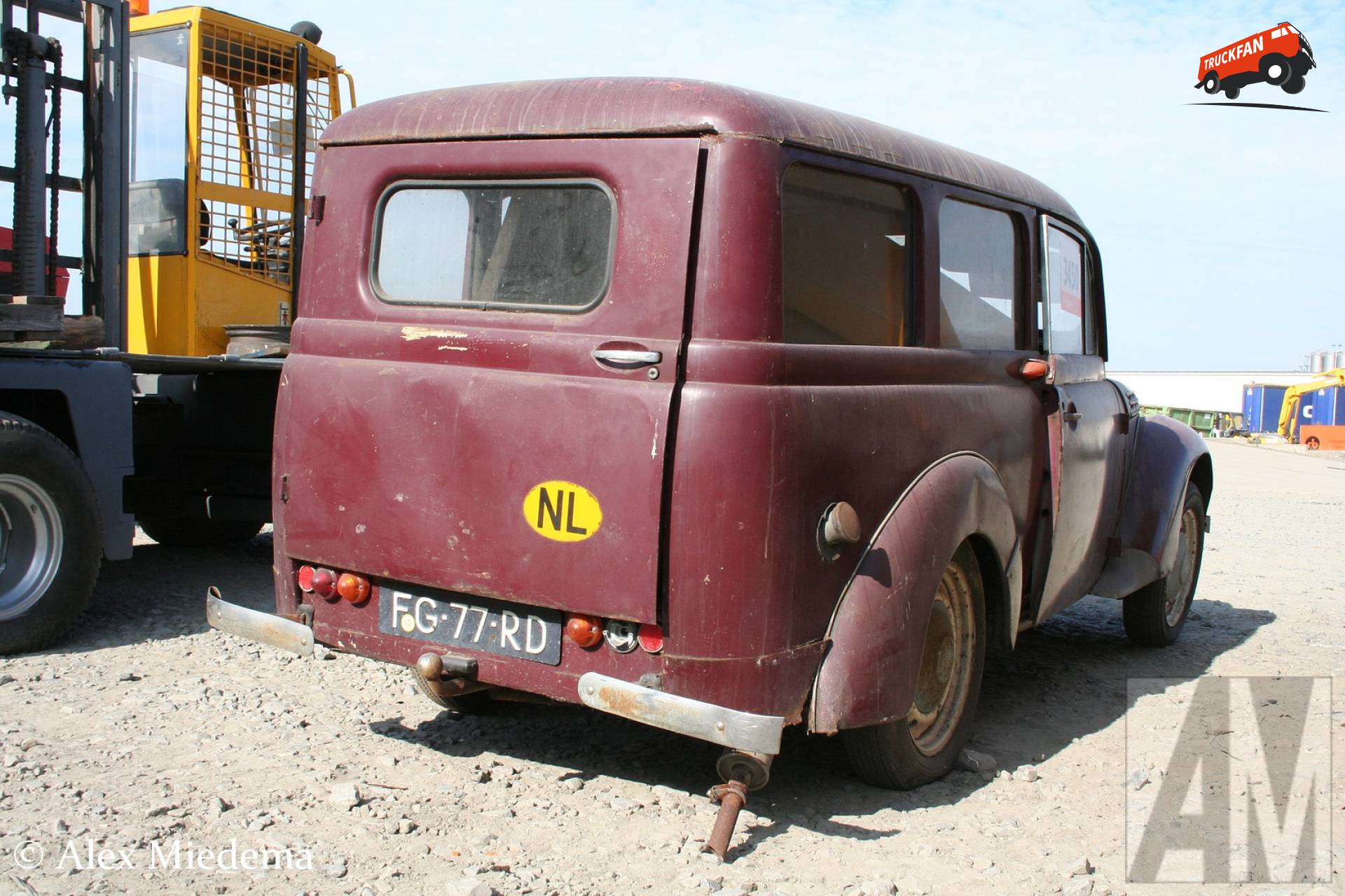 Renault Juvaquatre
