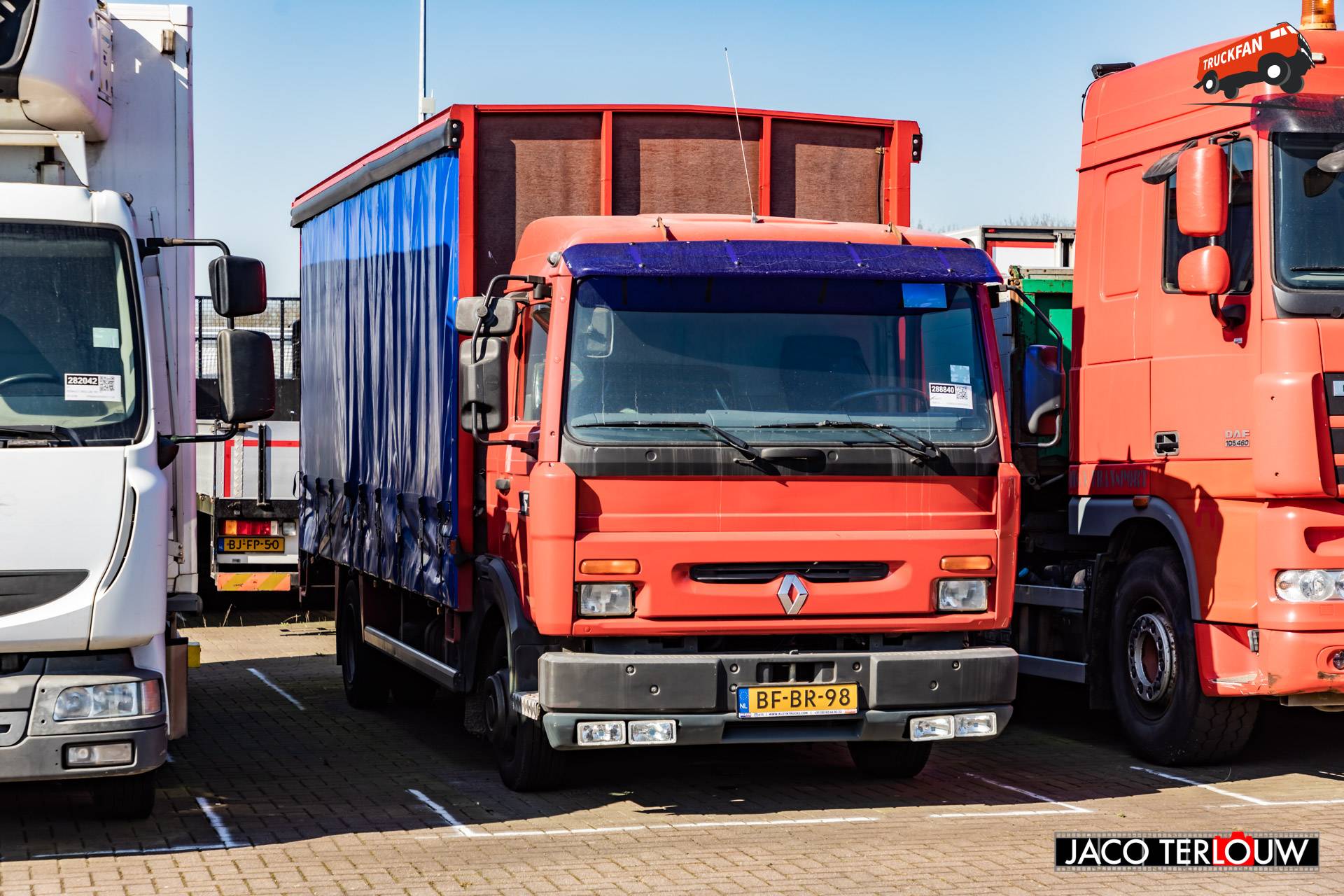 Foto Renault Midliner #1462408 - TruckFan