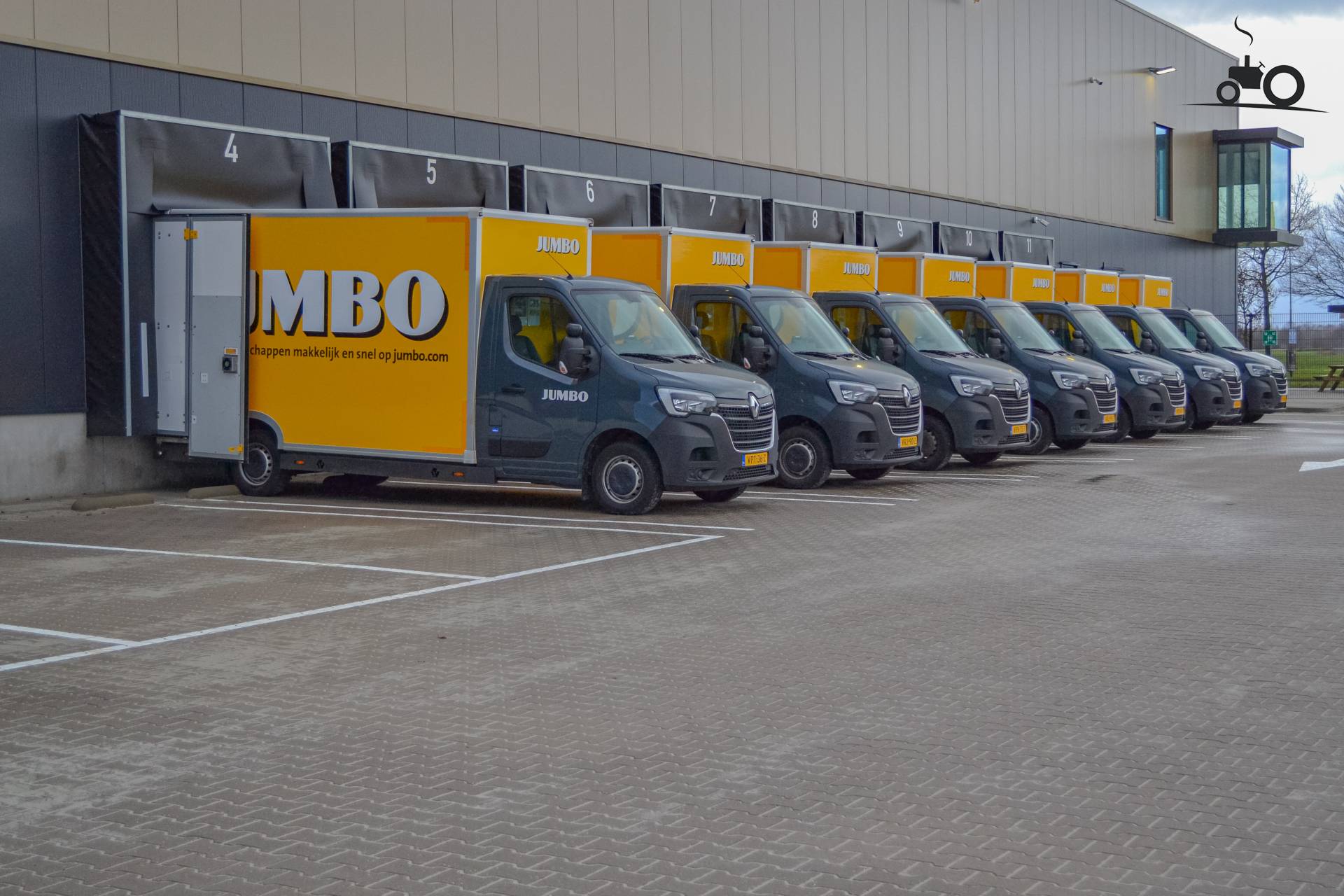 Foto Renault Master 2 van Jumbo Supermarkten - TruckFan