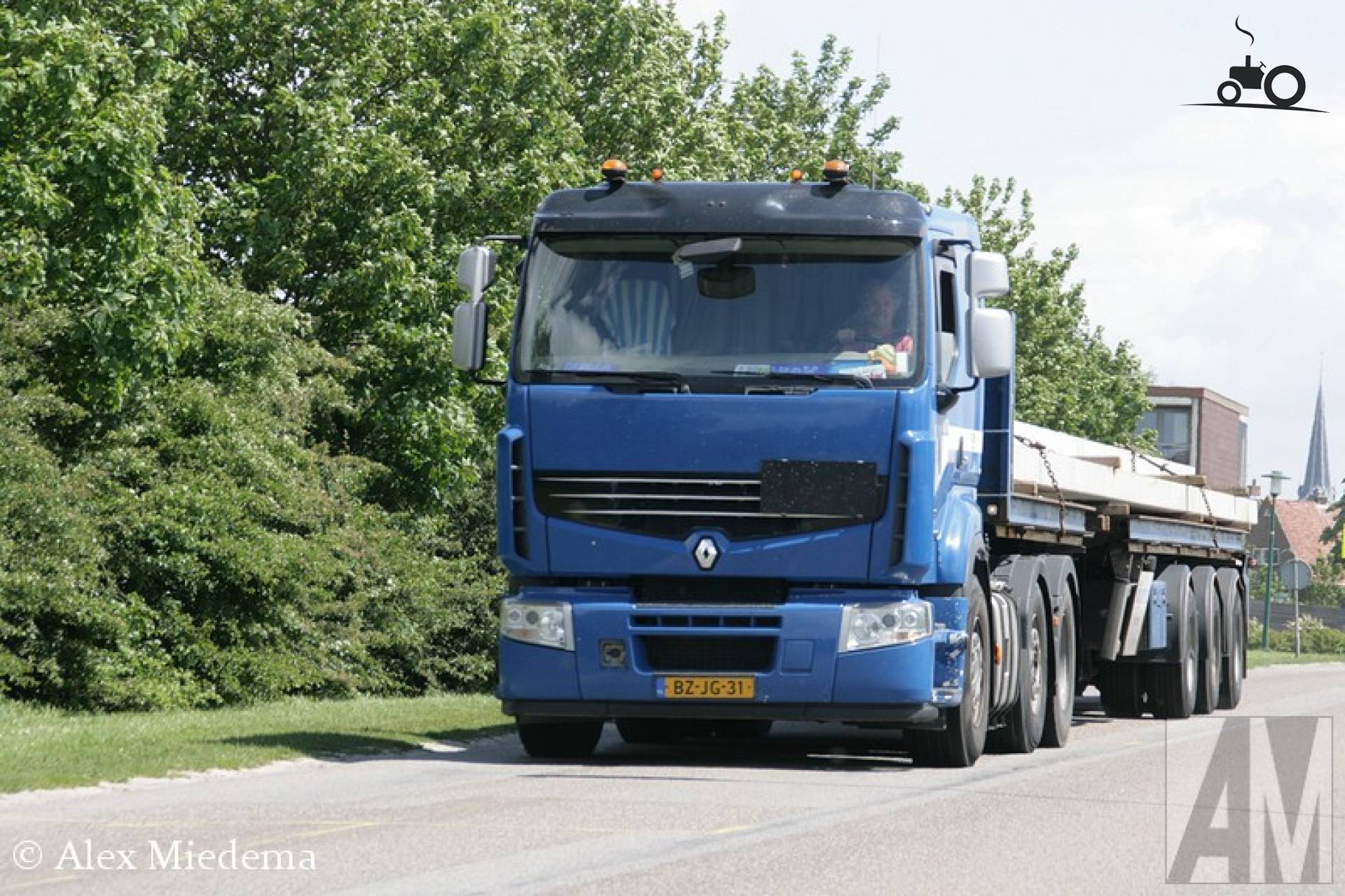 Renault Premium 2nd gen
