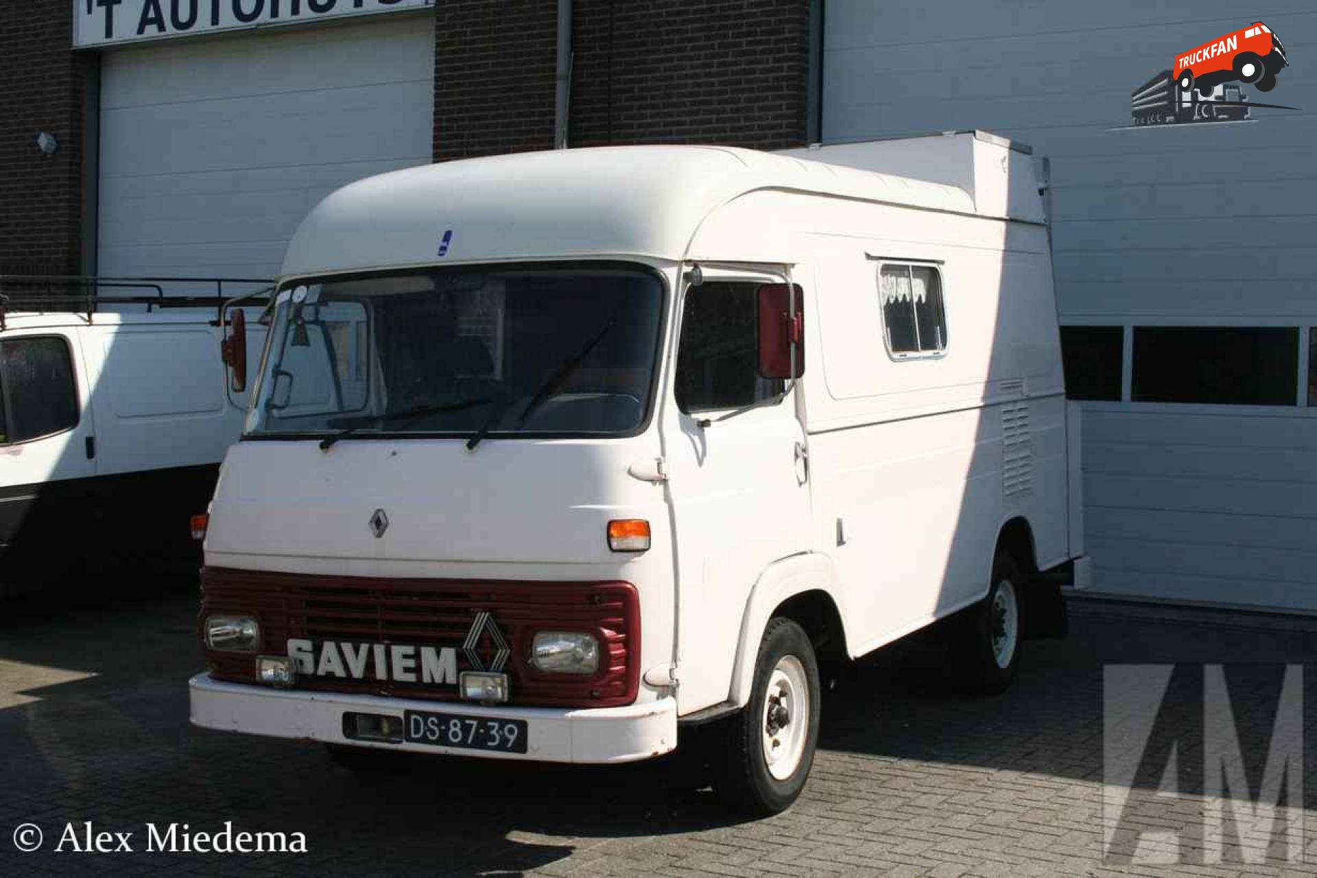 Saviem SG2