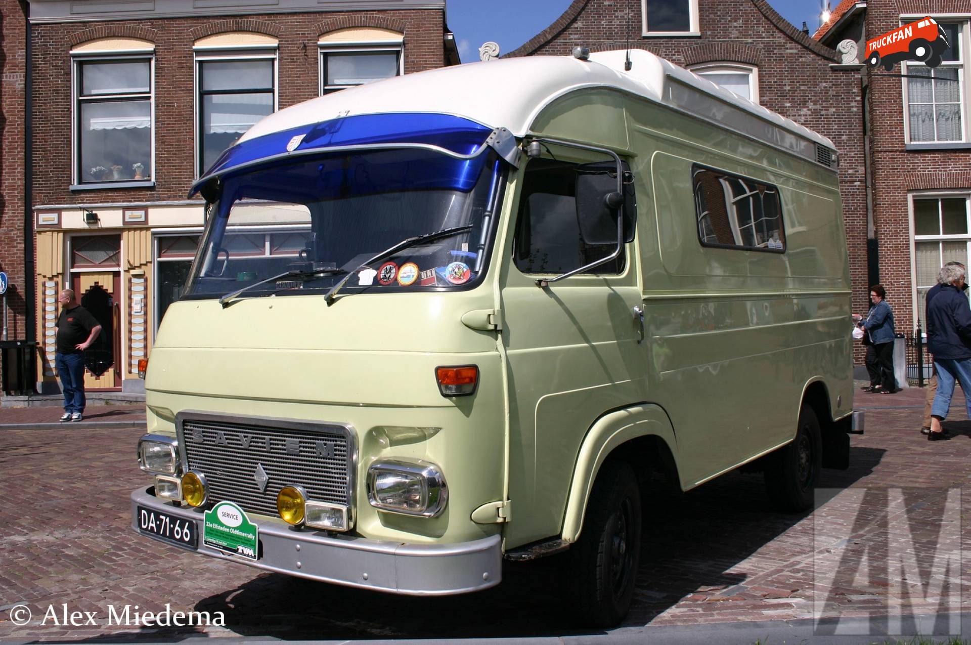 Saviem SG2