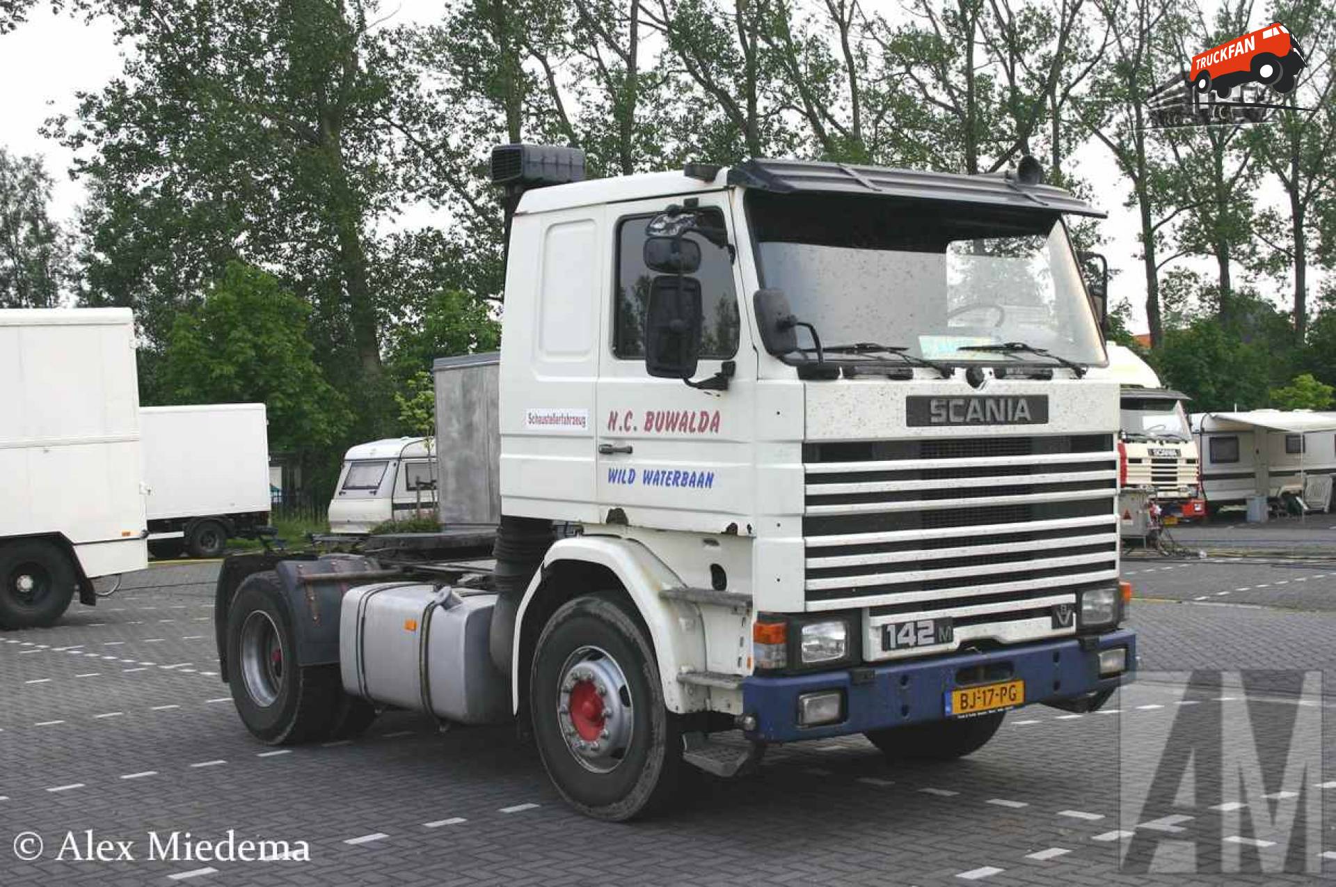 Scania 142