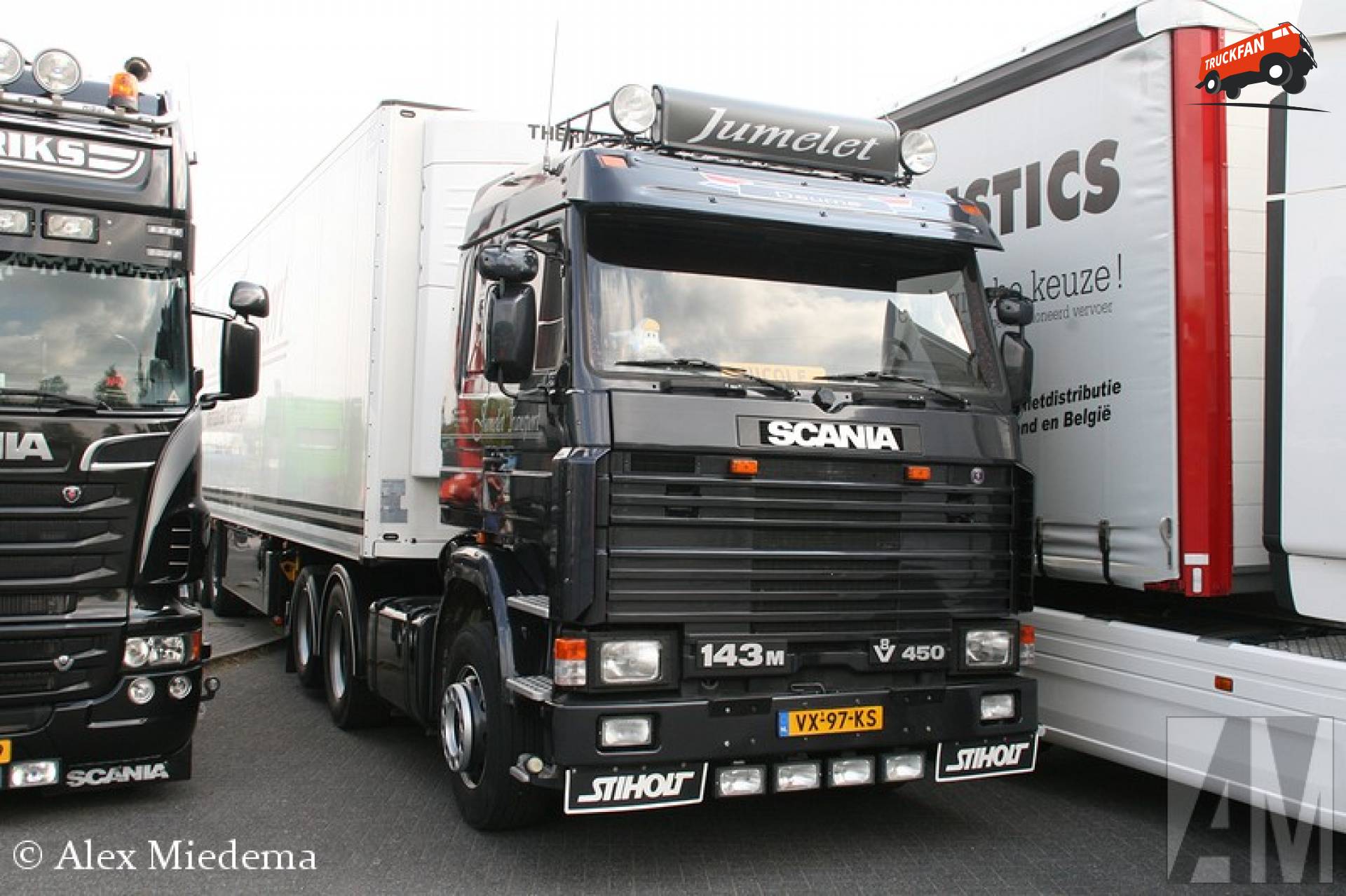 Scania 143