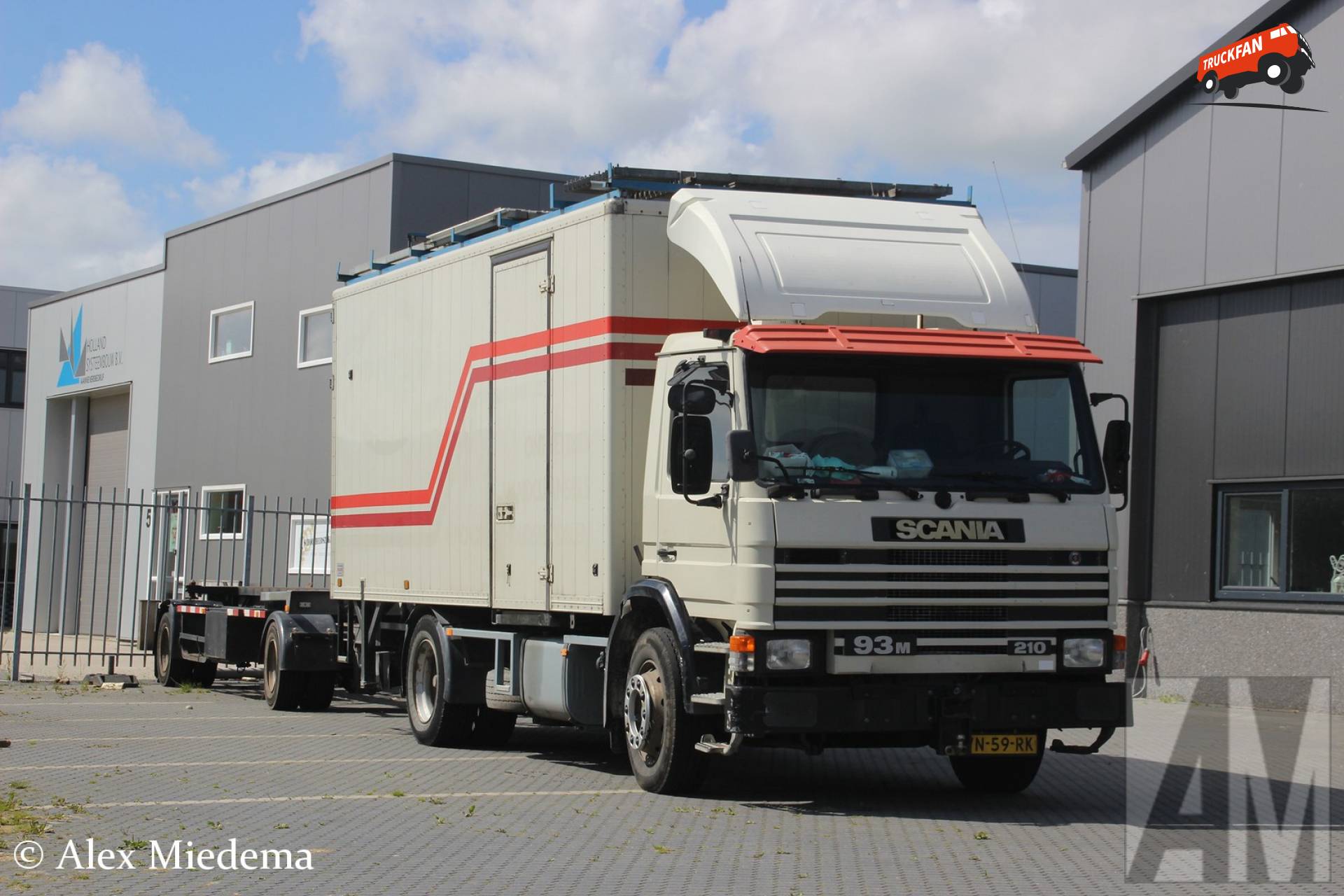 Scania 93