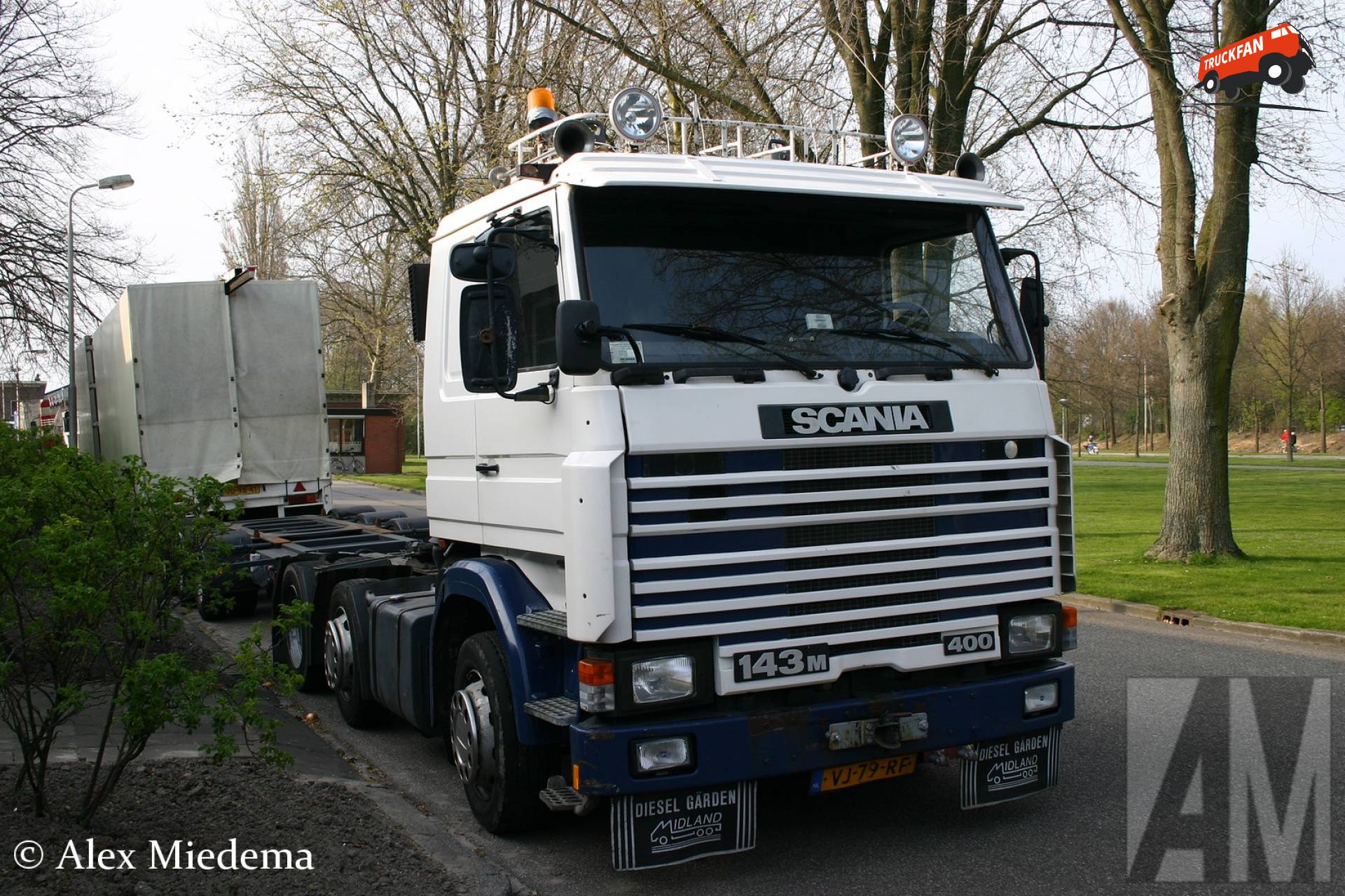 Scania 143