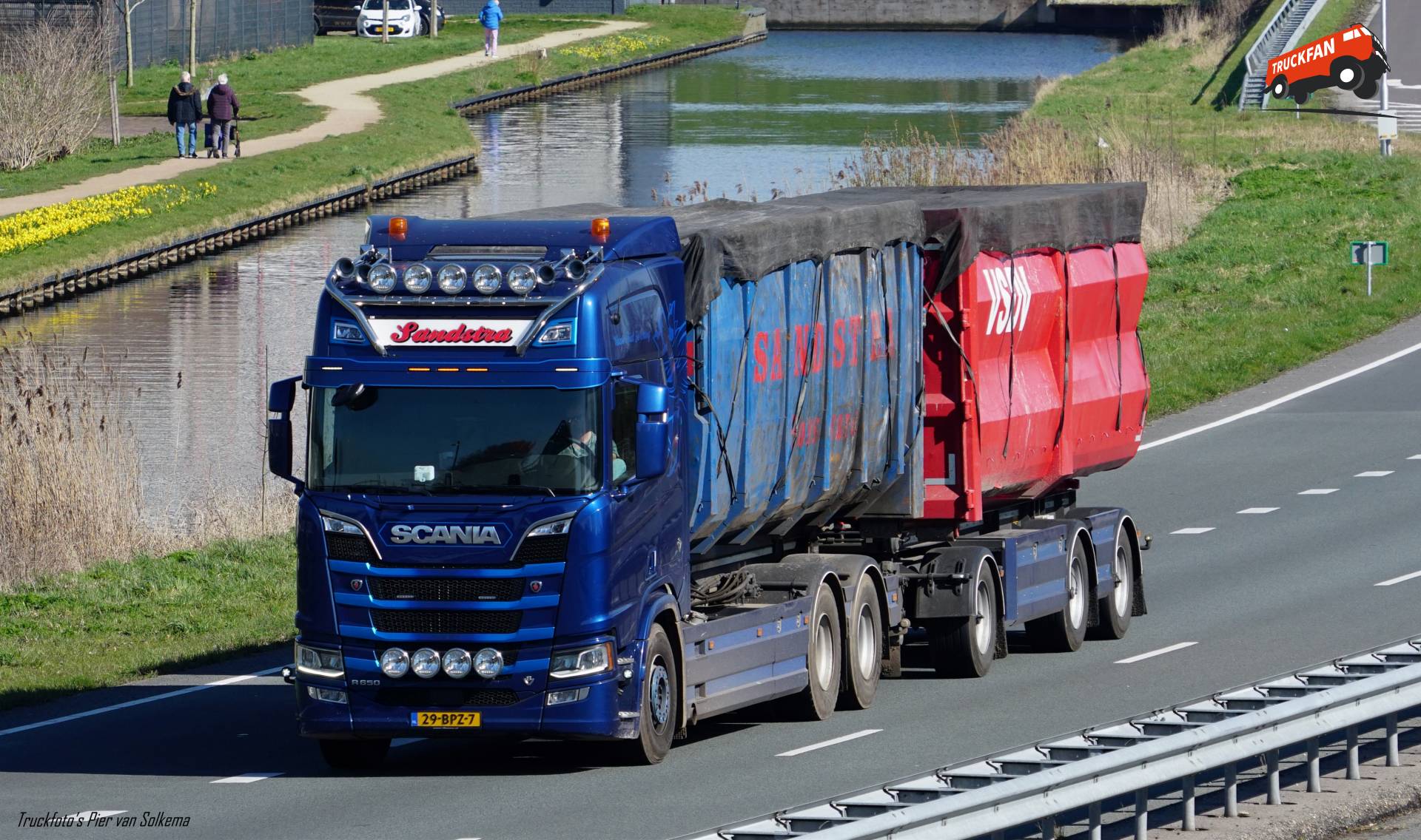 Foto Scania R650 Van Sandstra Transport B.V. - TruckFan