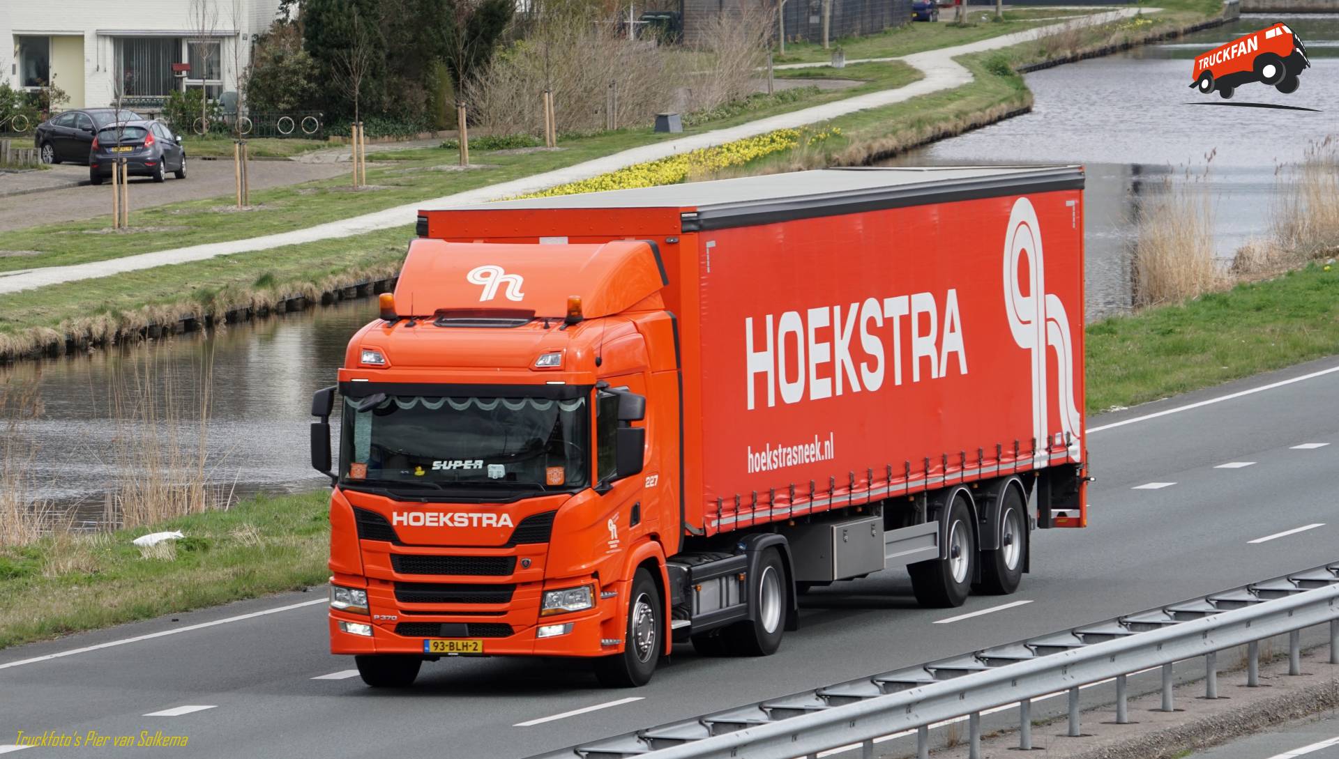 Scania P370