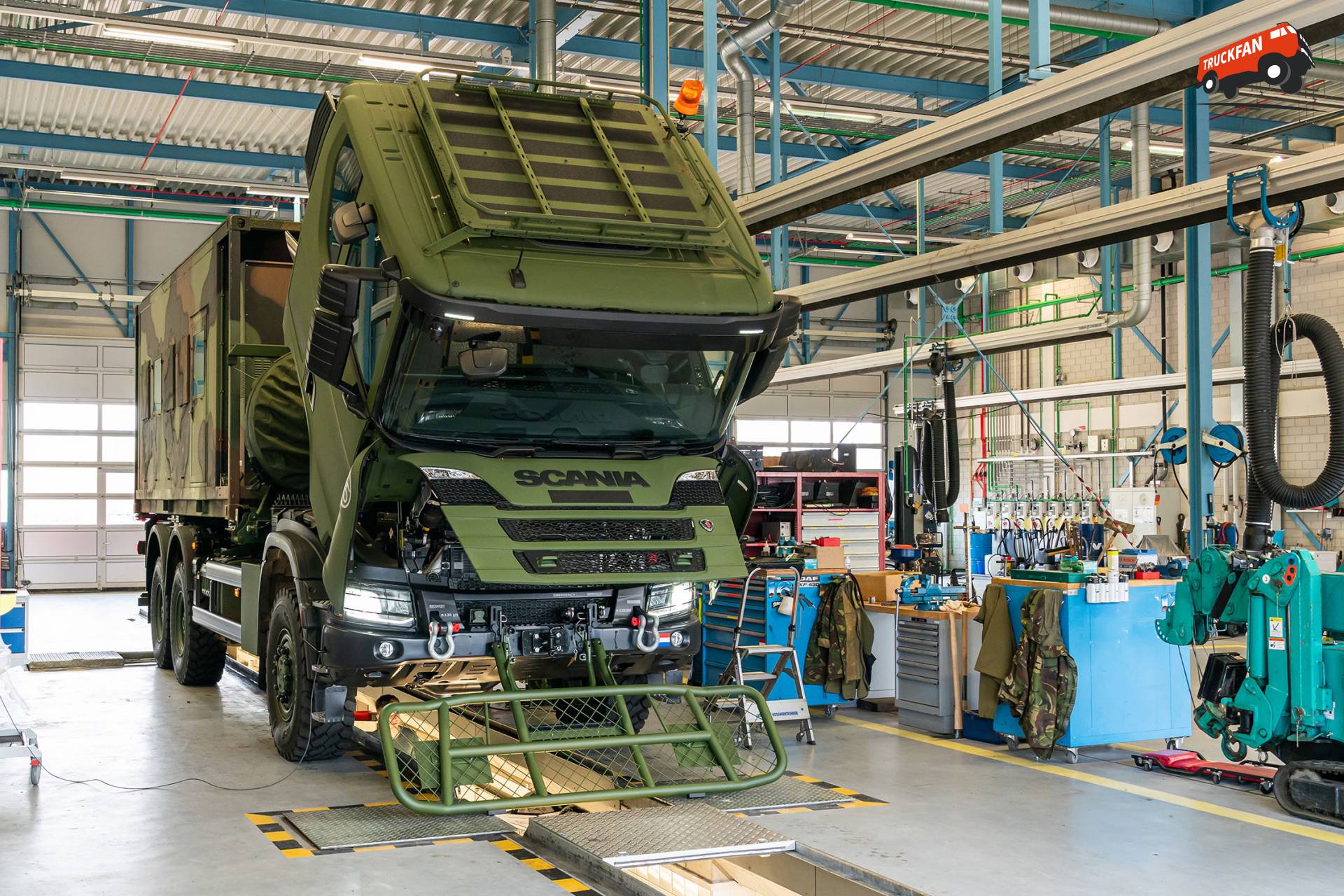 Foto Scania Gryphus van Ministerie van Defensie - TruckFan