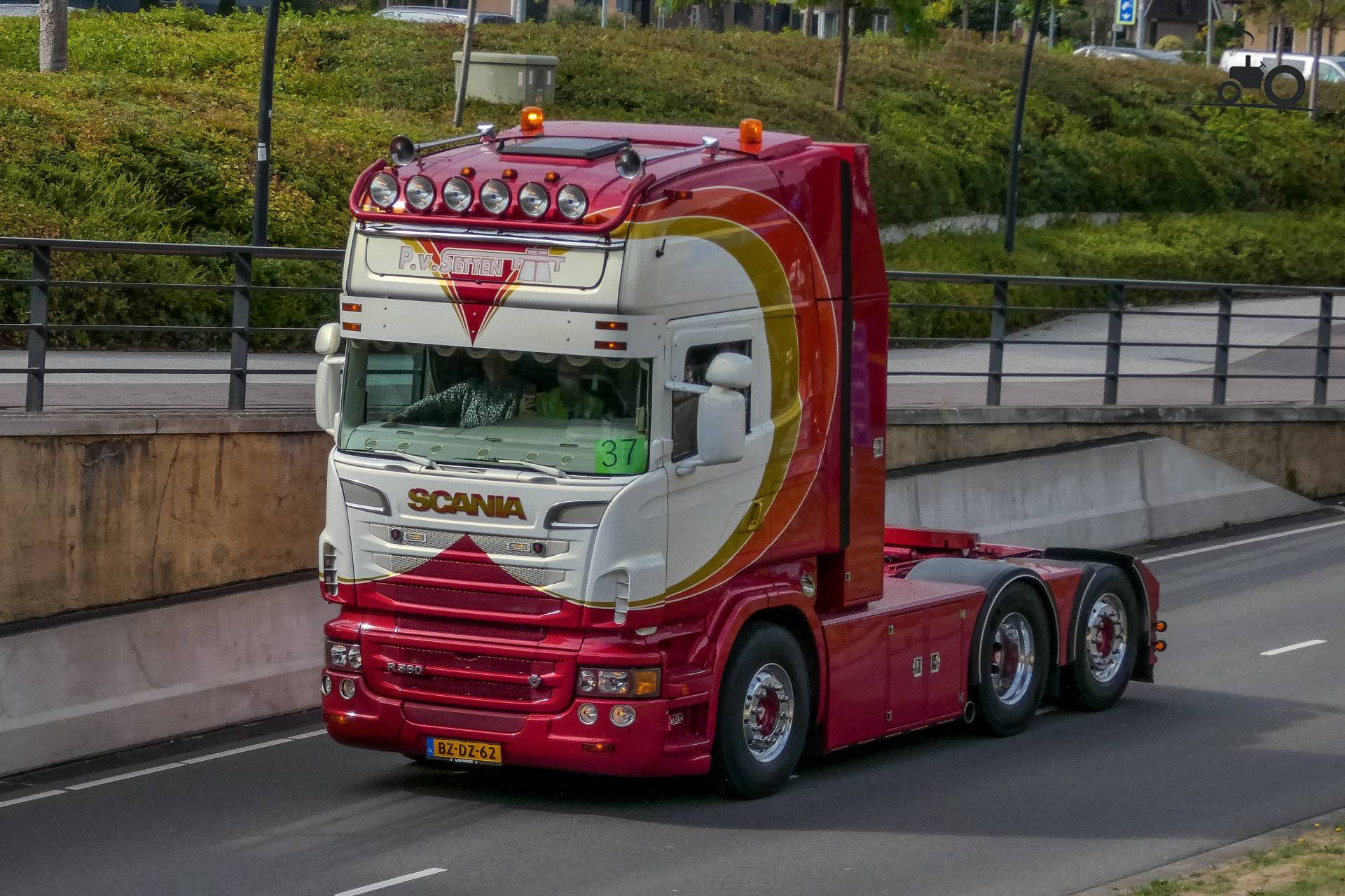 Foto Scania R560 Van P. Van Setten Transport B.V. - TruckFan