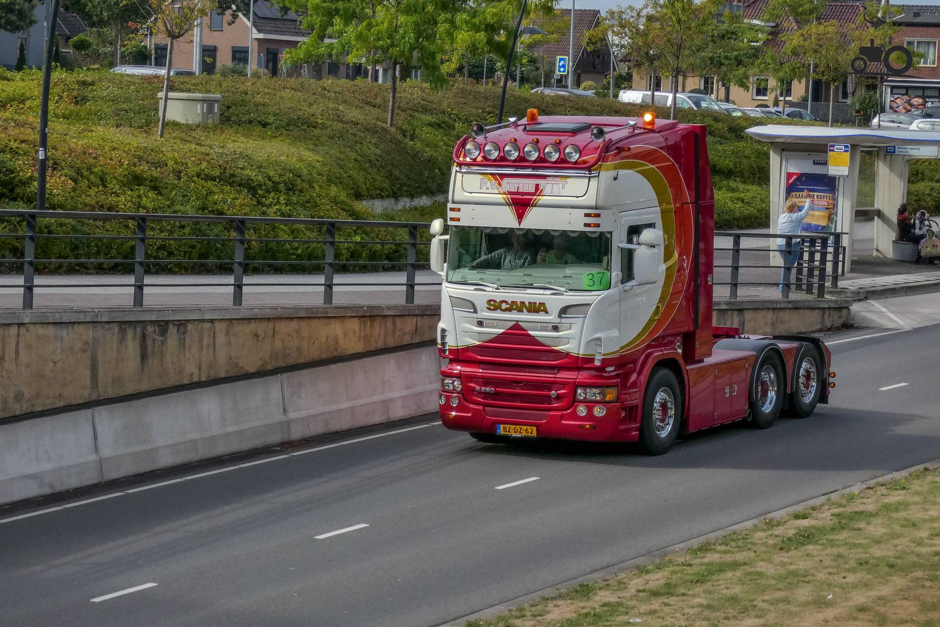 Foto Scania R560 Van P. Van Setten Transport B.V. - TruckFan