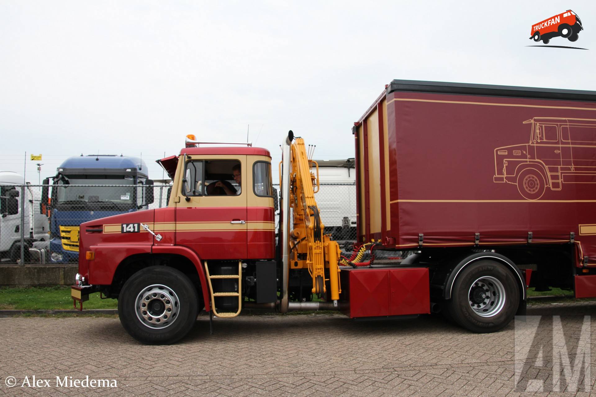 Scania L141