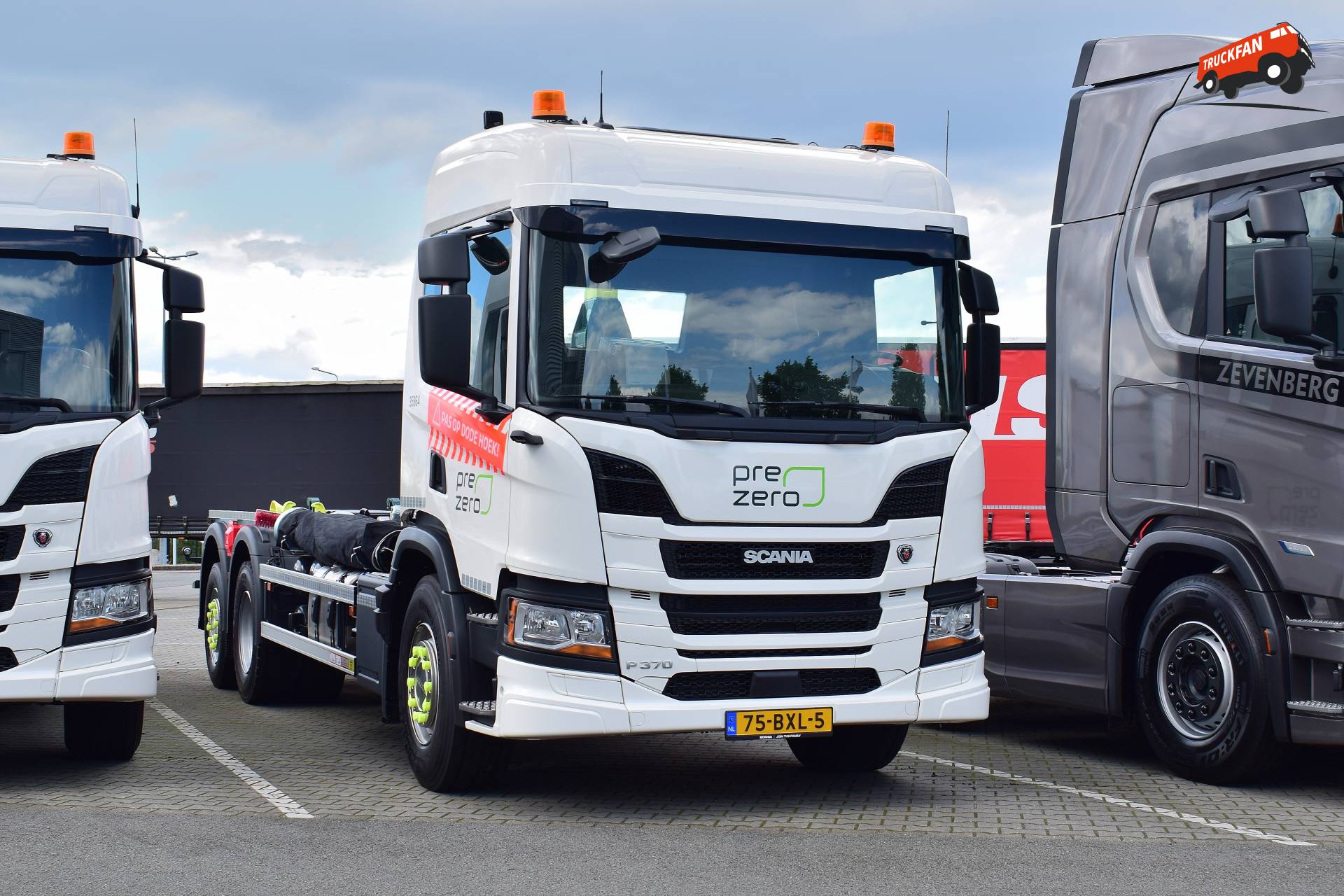 Scania P370
