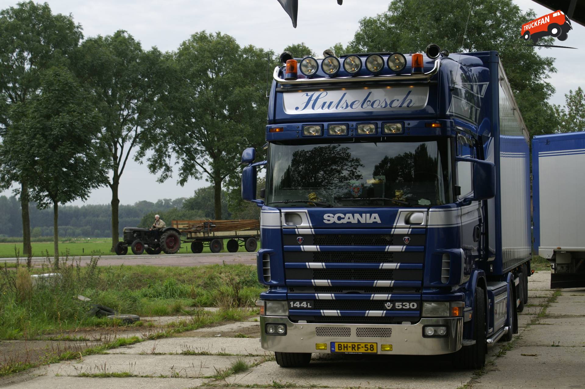 Scania 144