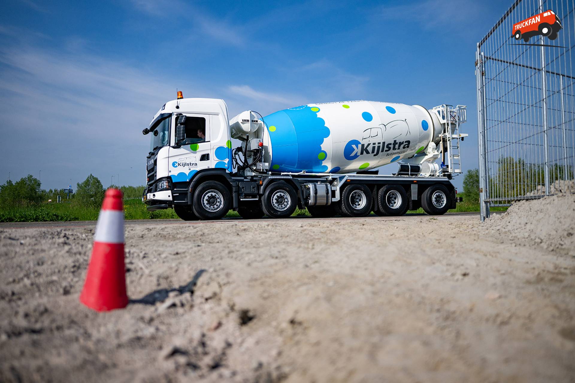 Scania 420G XT