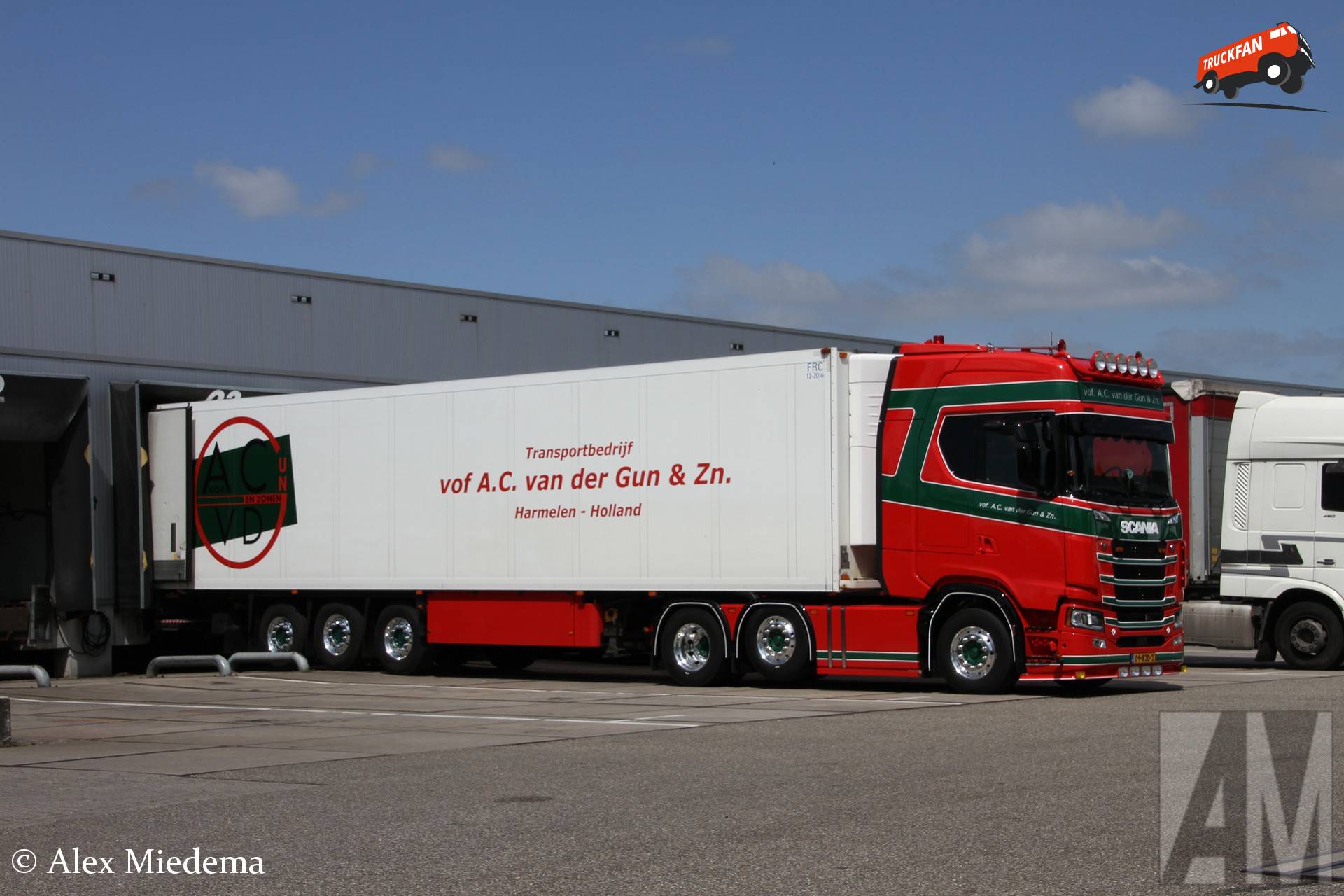 Scania 590S