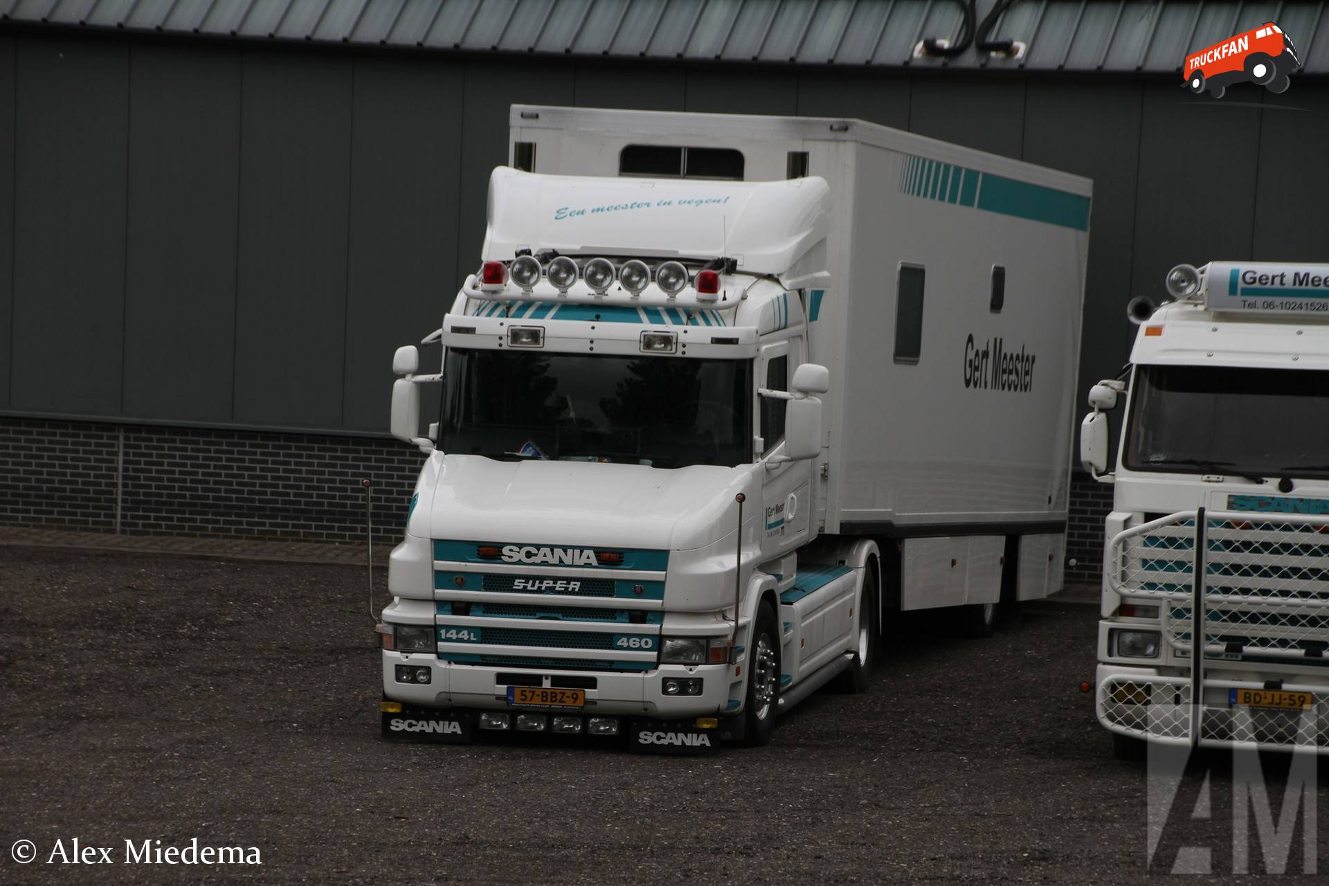 Scania T144