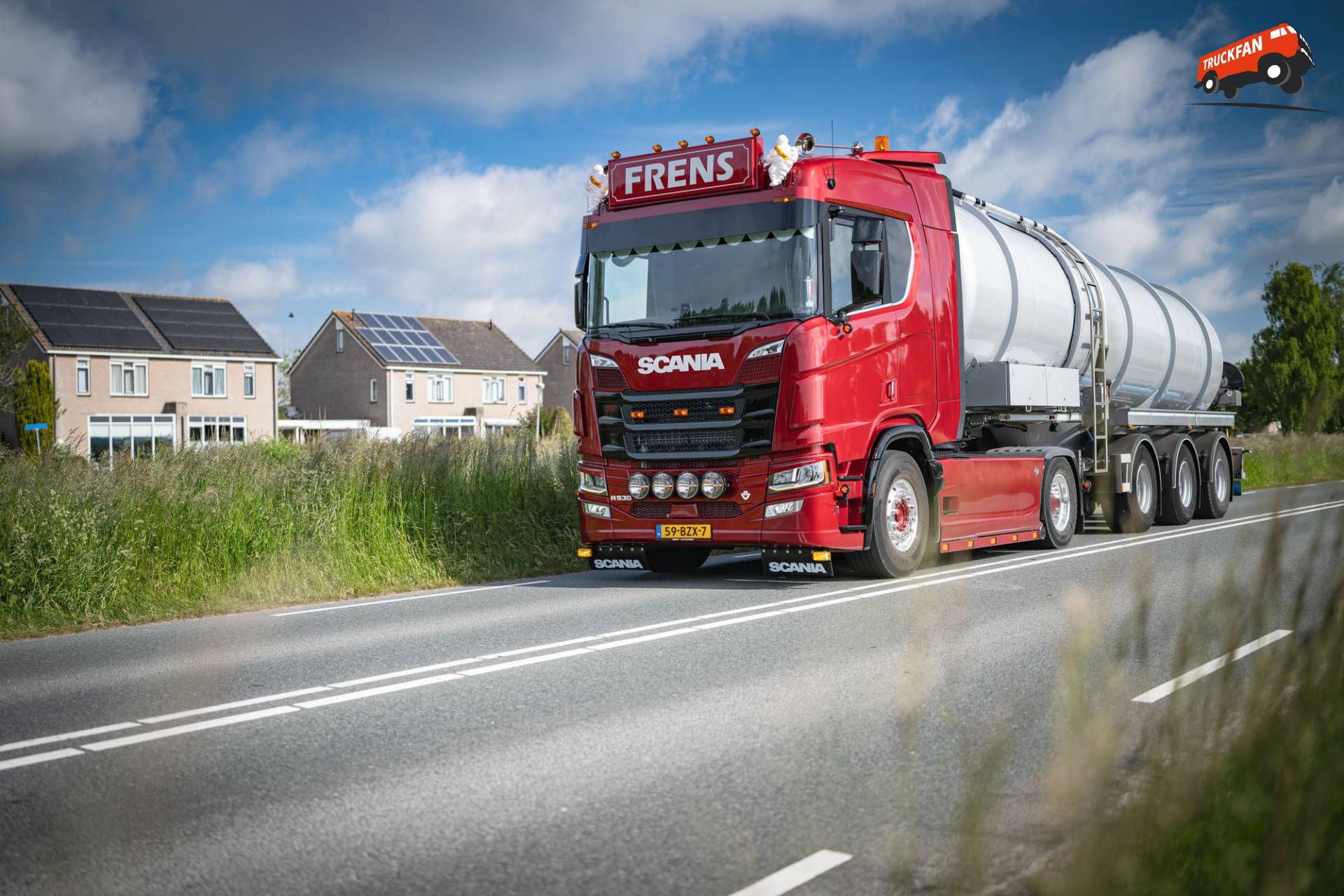 Scania R530