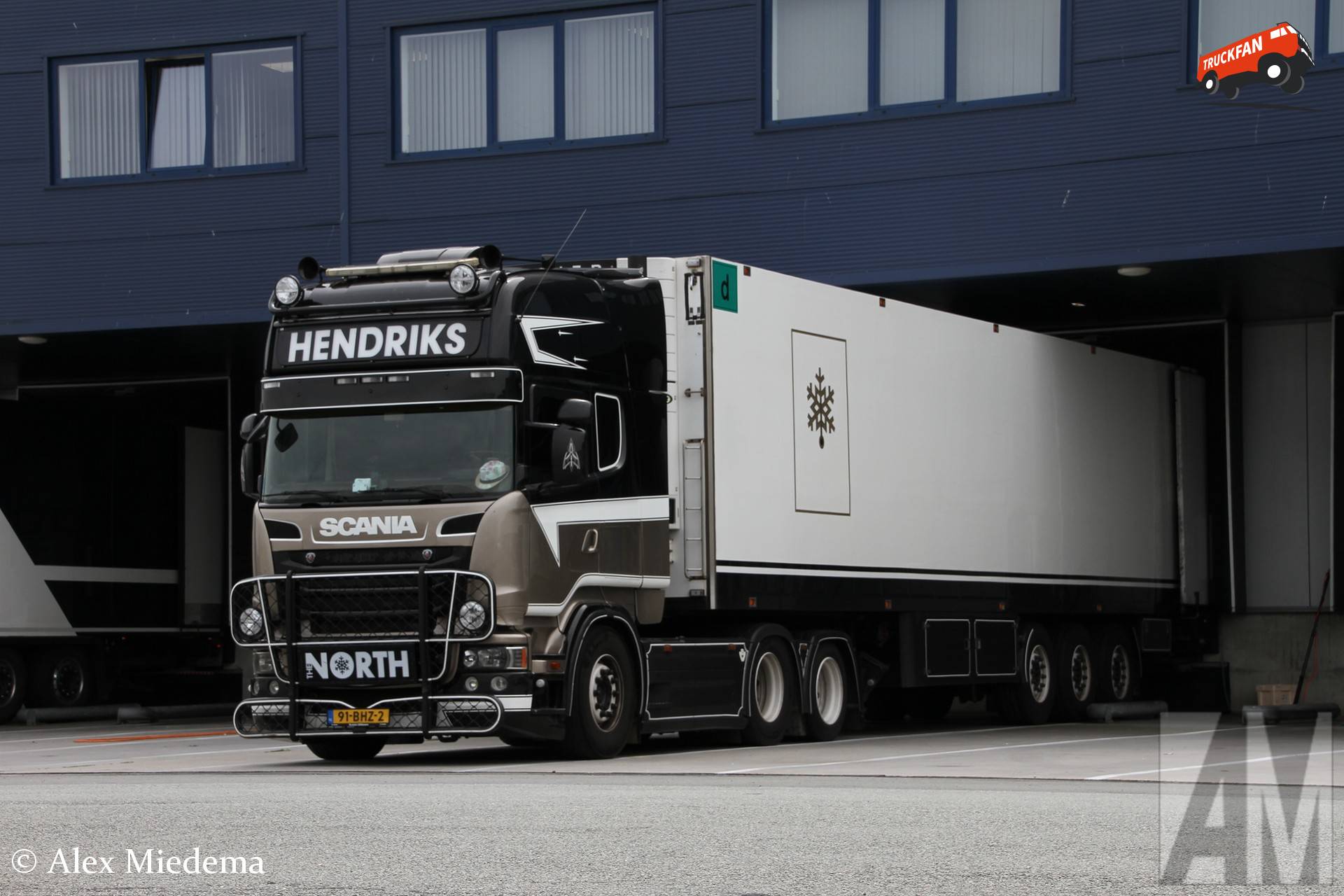 Scania R560