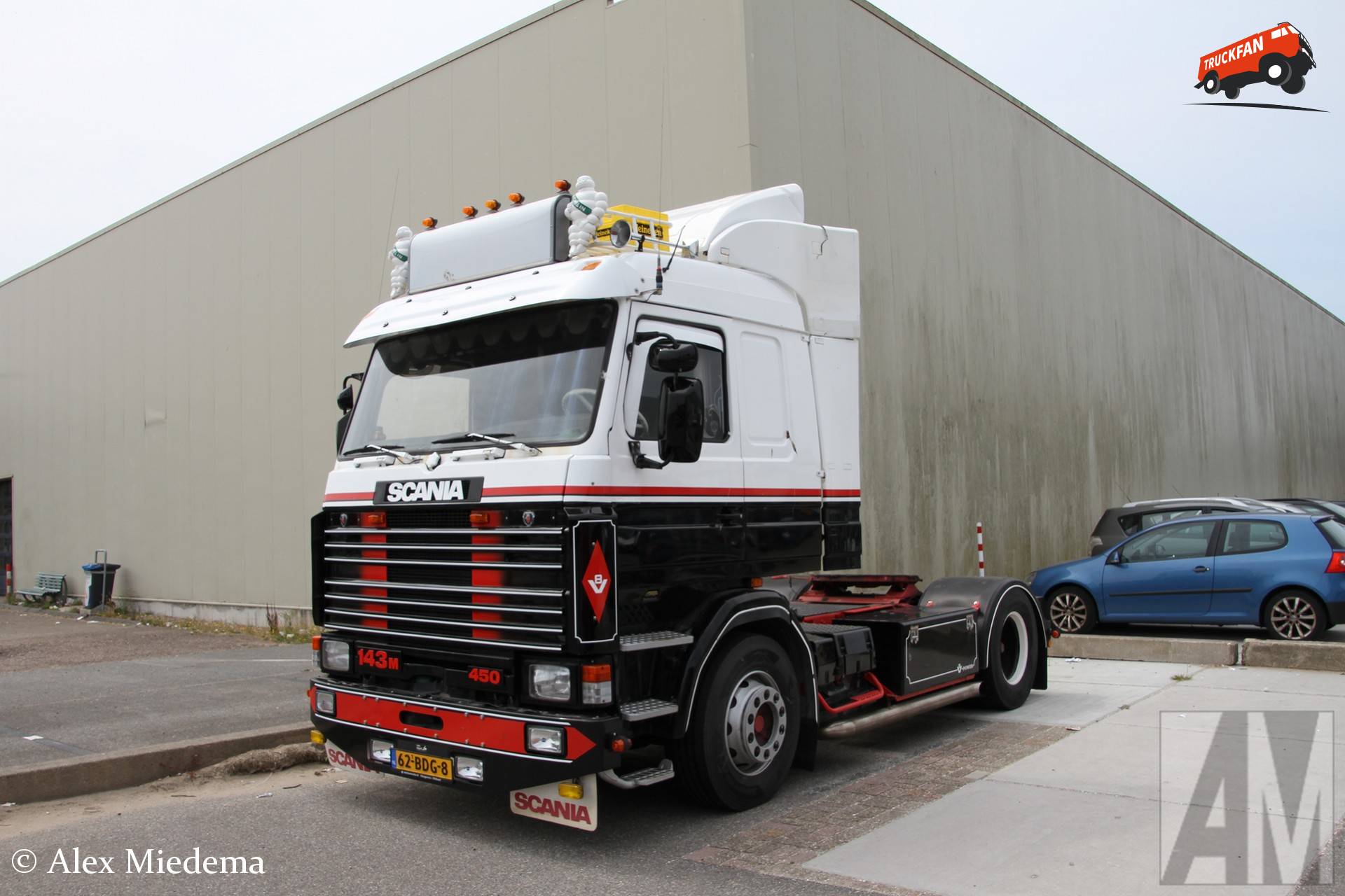 Scania 143