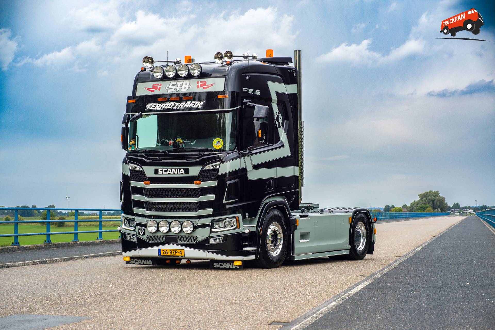 Scania 660R