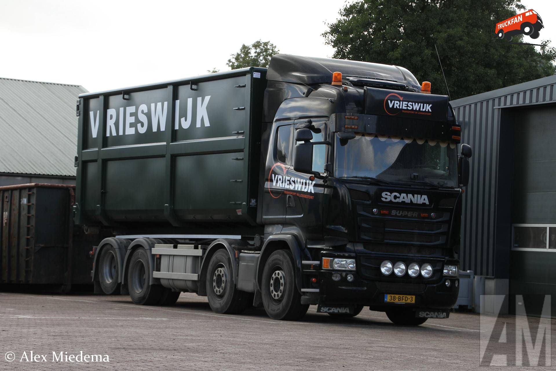 Scania R490